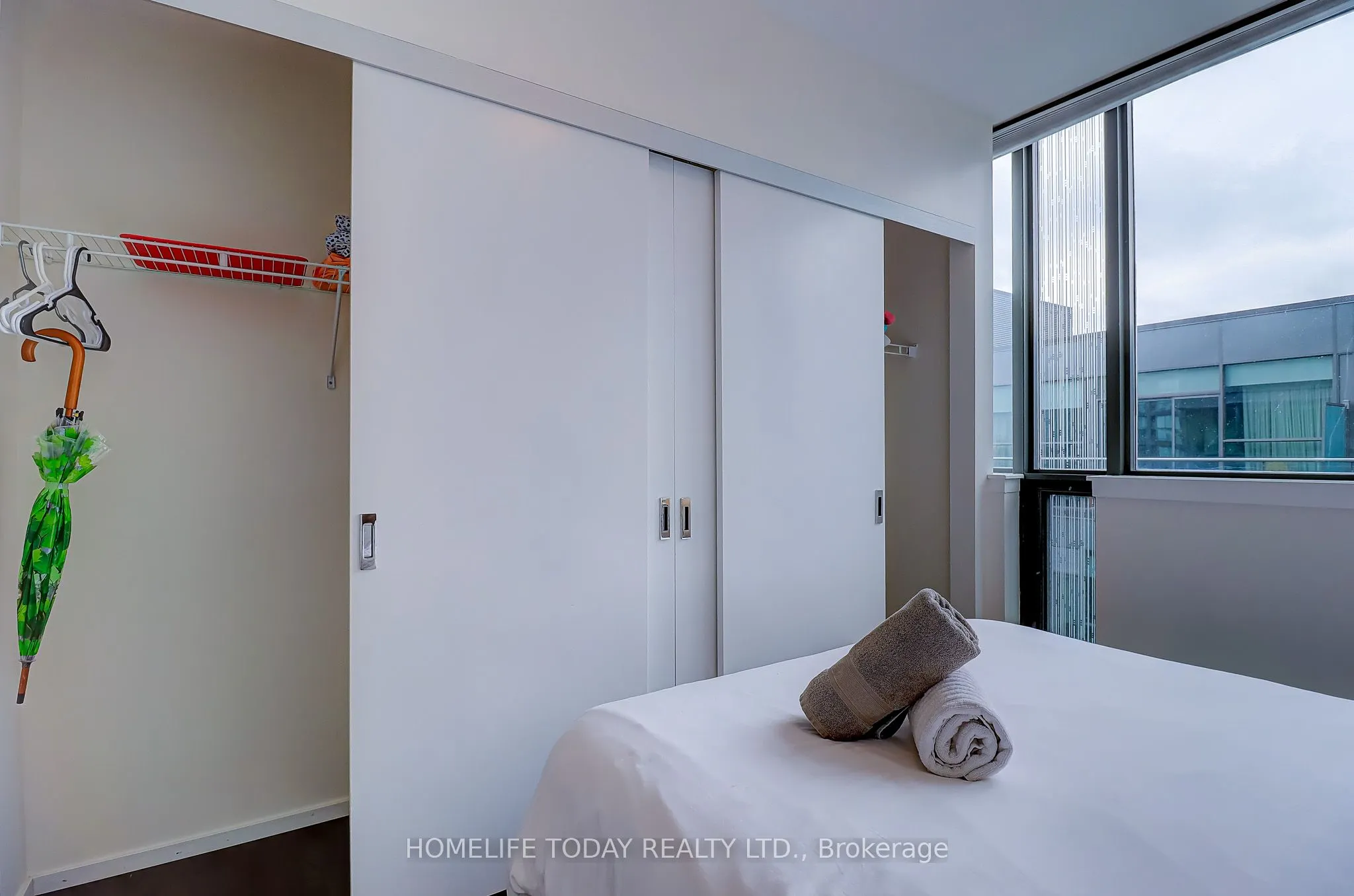 8 Charlotte Street, #1502