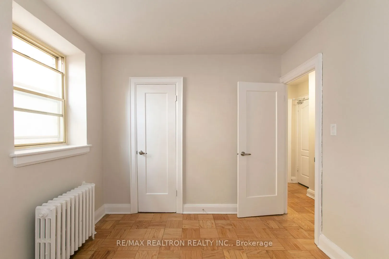 398 Avenue Road, #321
