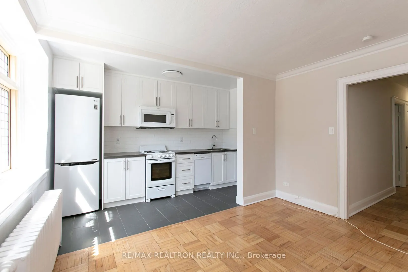 398 Avenue Road, #321