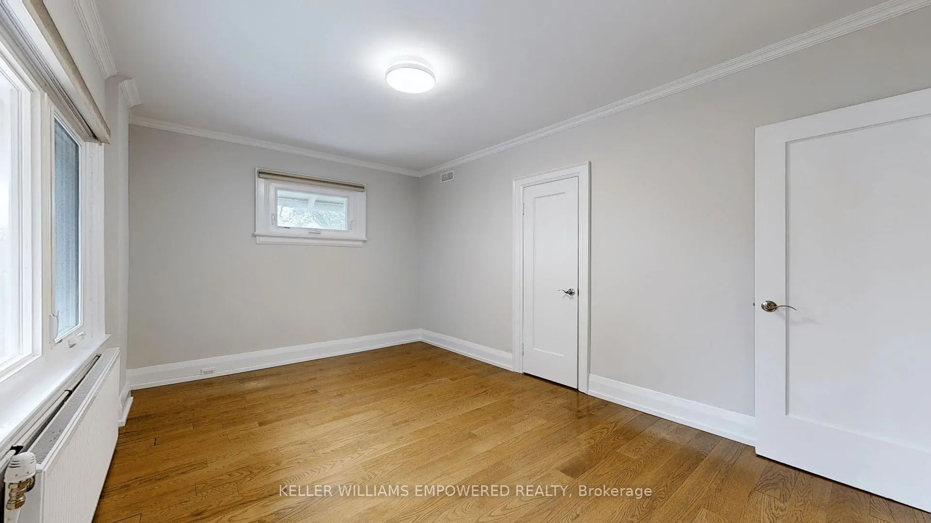 107 Lawrence Crescent