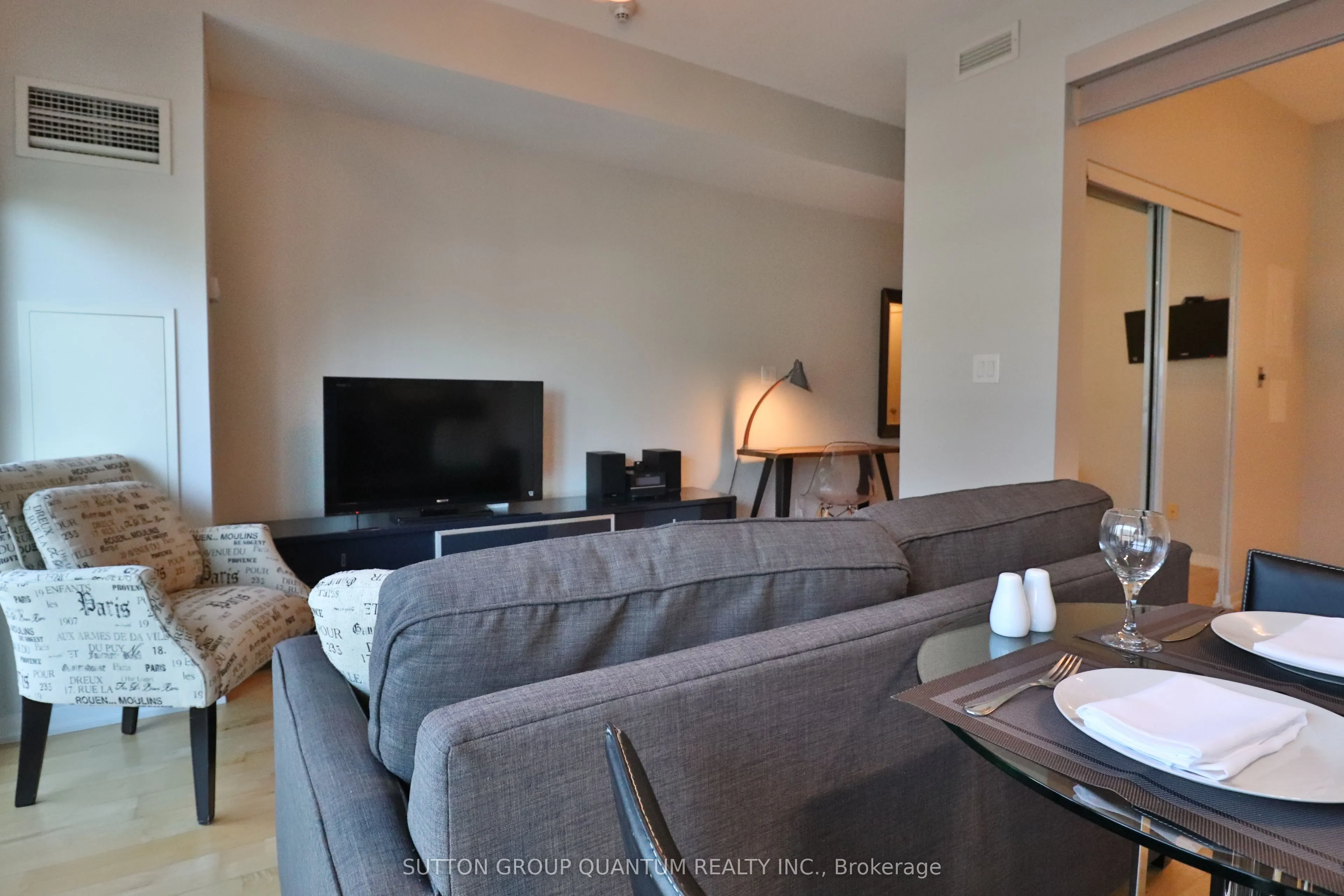 65 Bremner Boulevard, #3807
