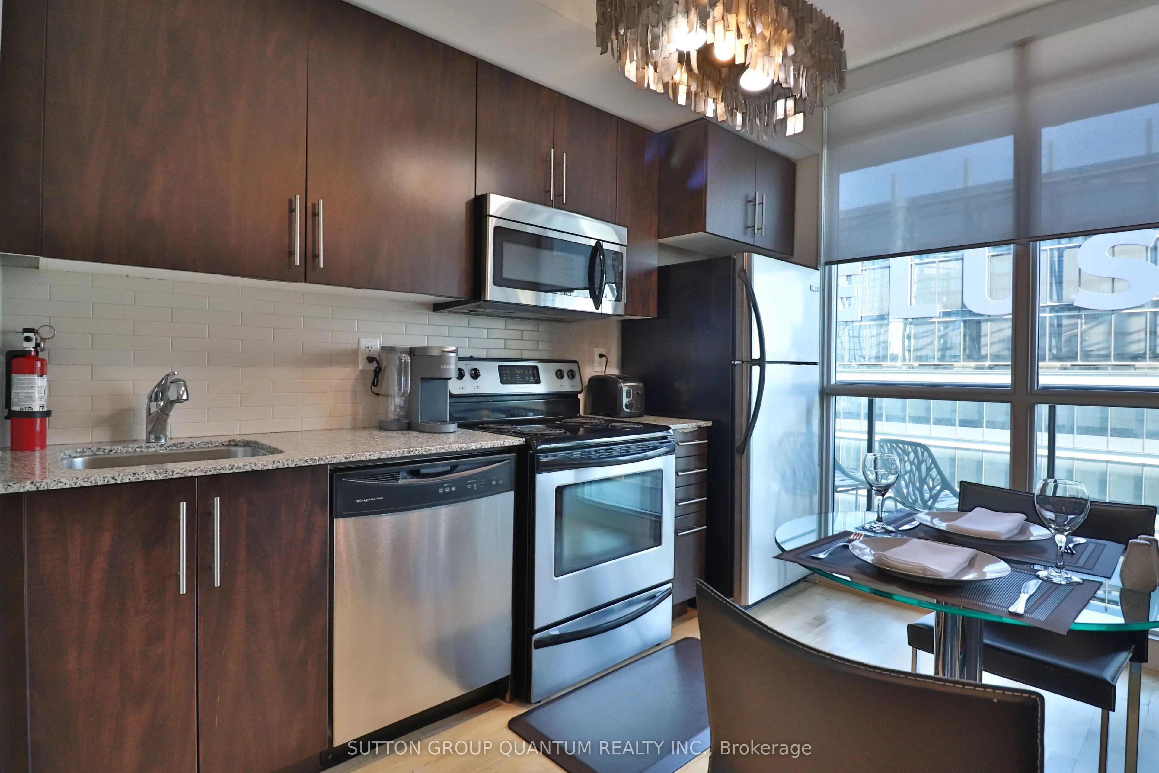 65 Bremner Boulevard, #3807