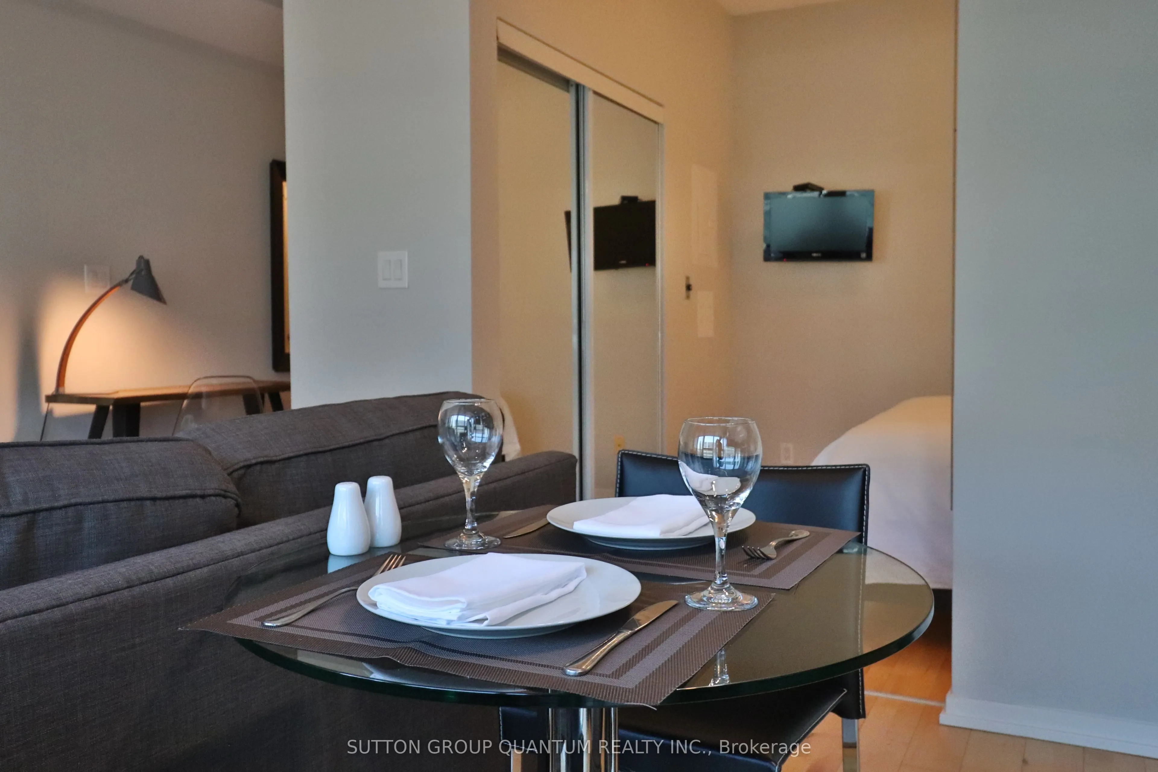 65 Bremner Boulevard, #3807