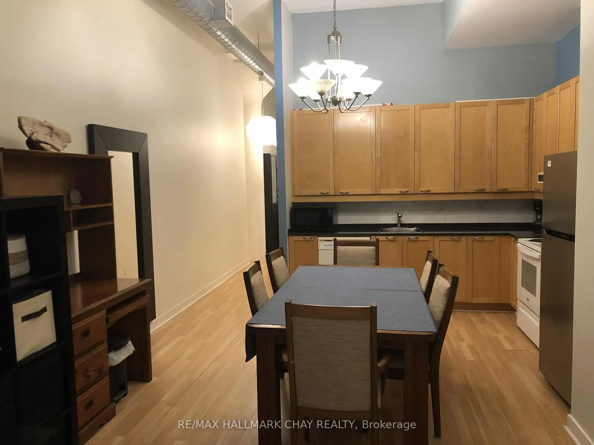 155 Dalhousie Street, #825
