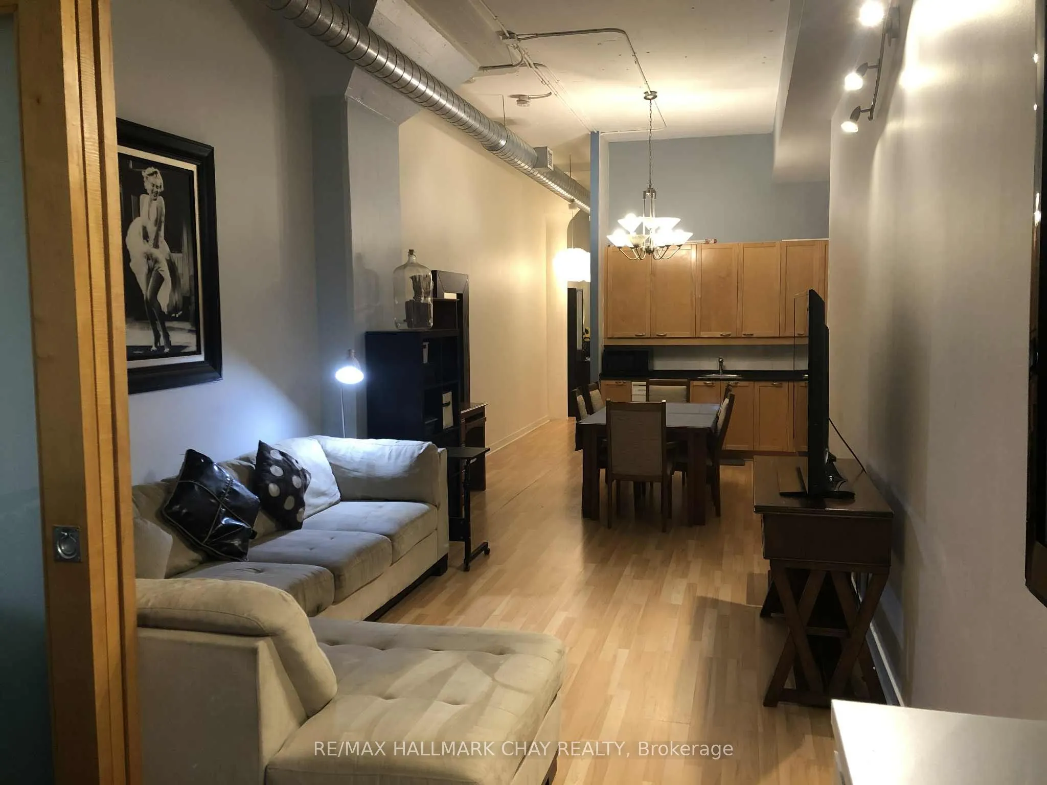 155 Dalhousie Street, #825