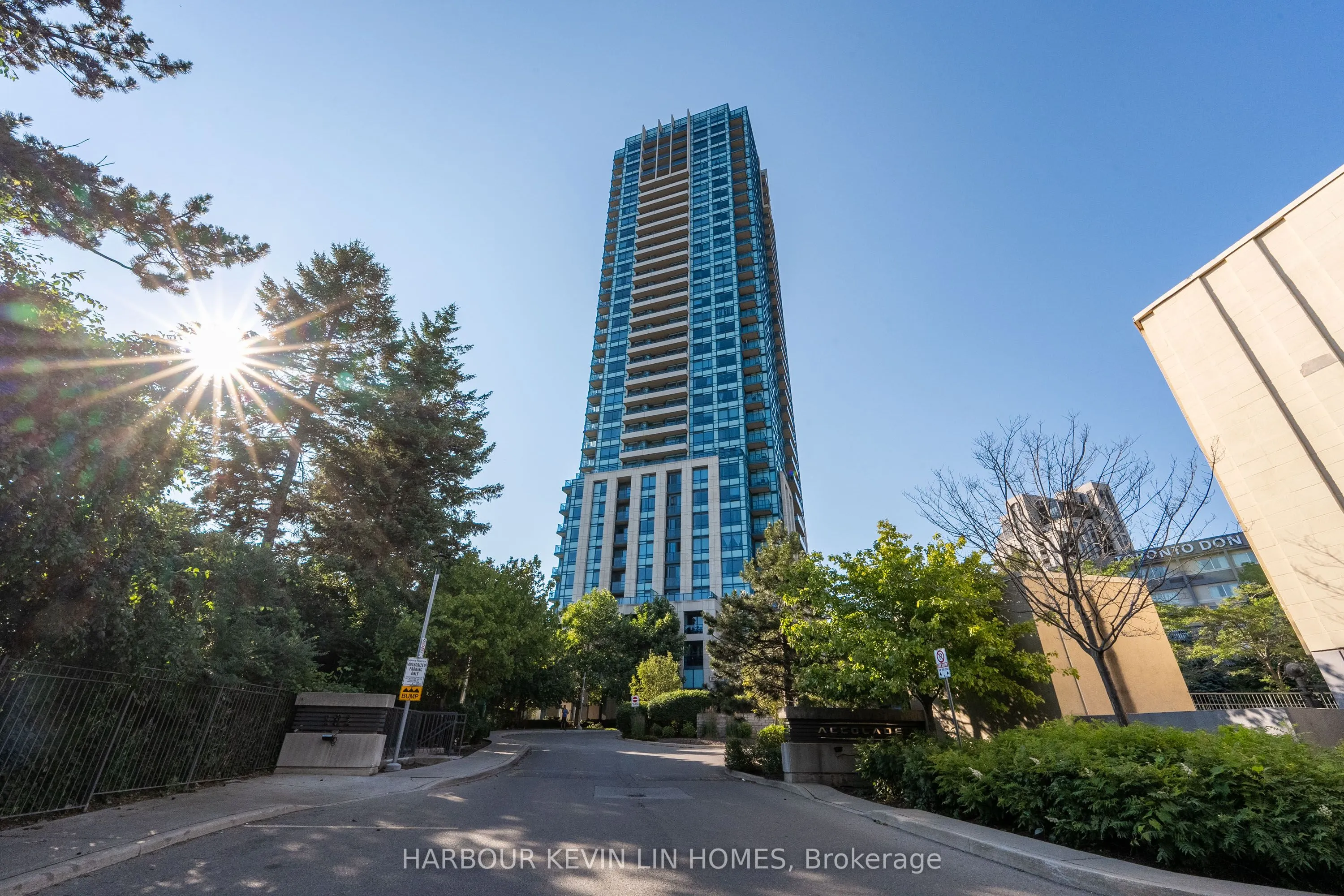 181 Wynford Drive, #704