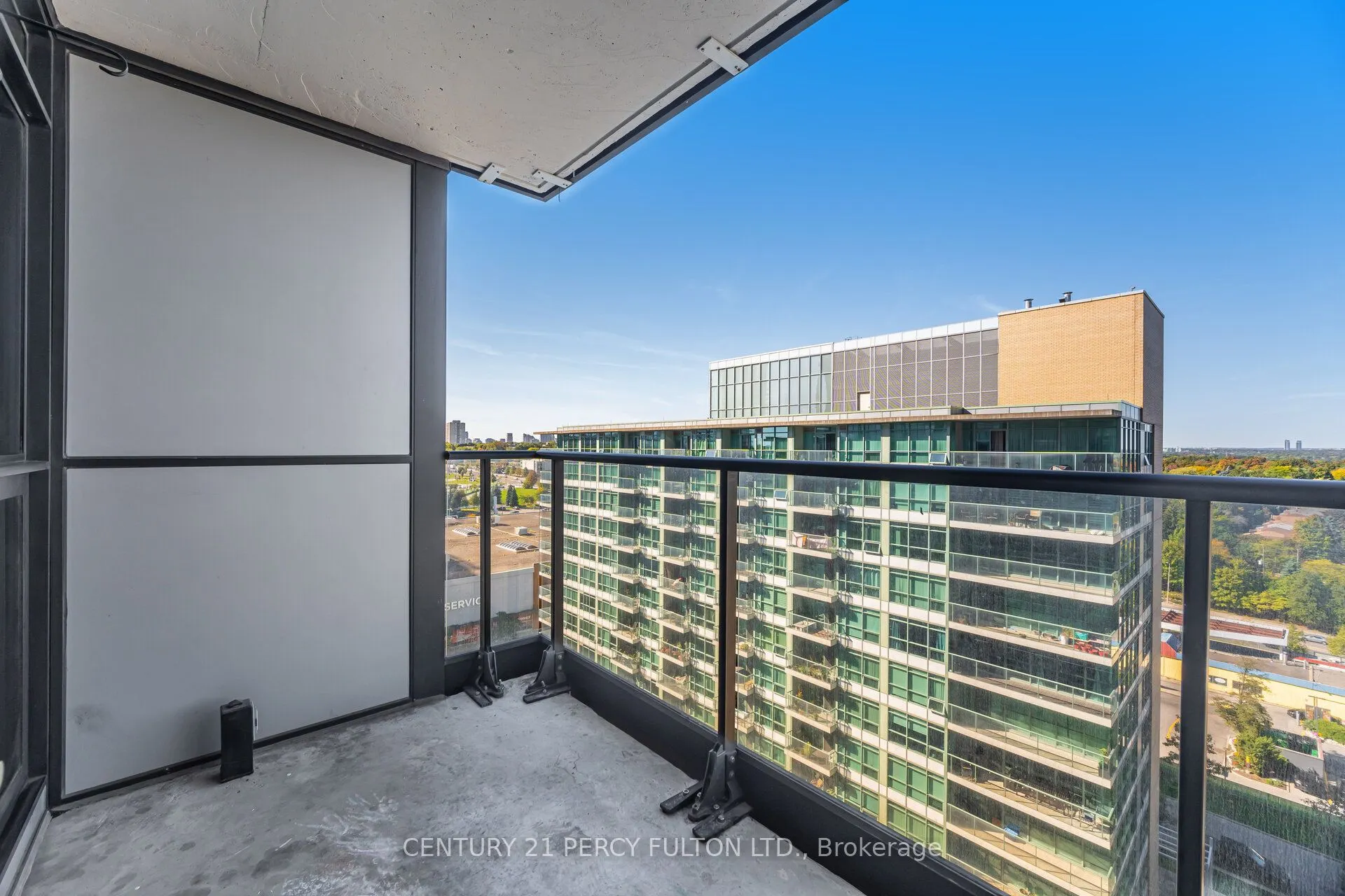 19 Singer Court, #1518