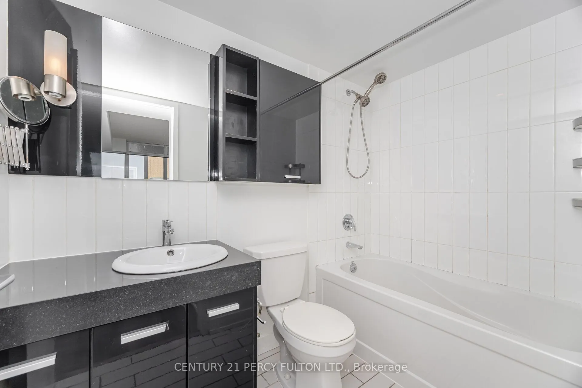 19 Singer Court, #1518