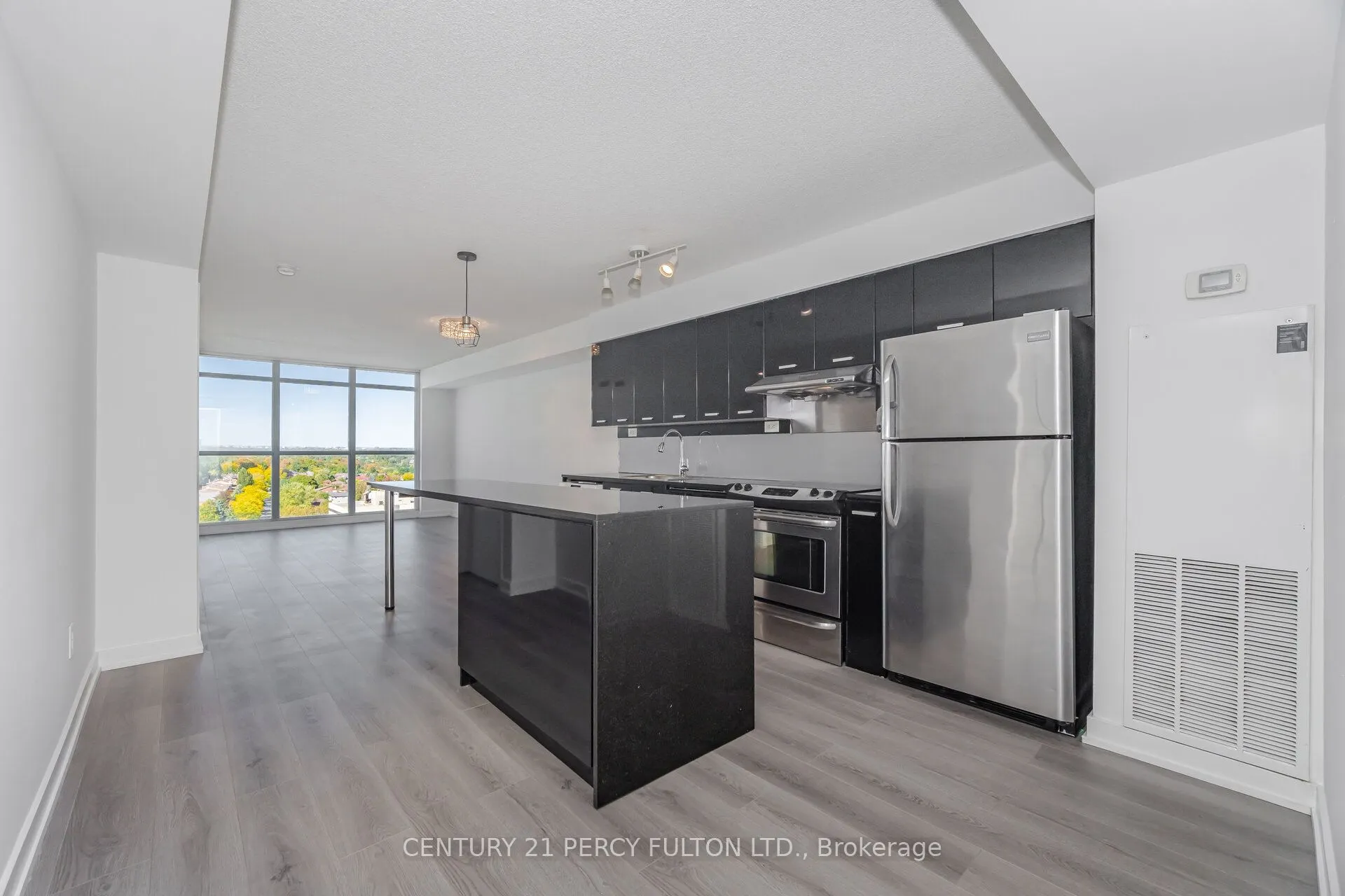 19 Singer Court, #1518