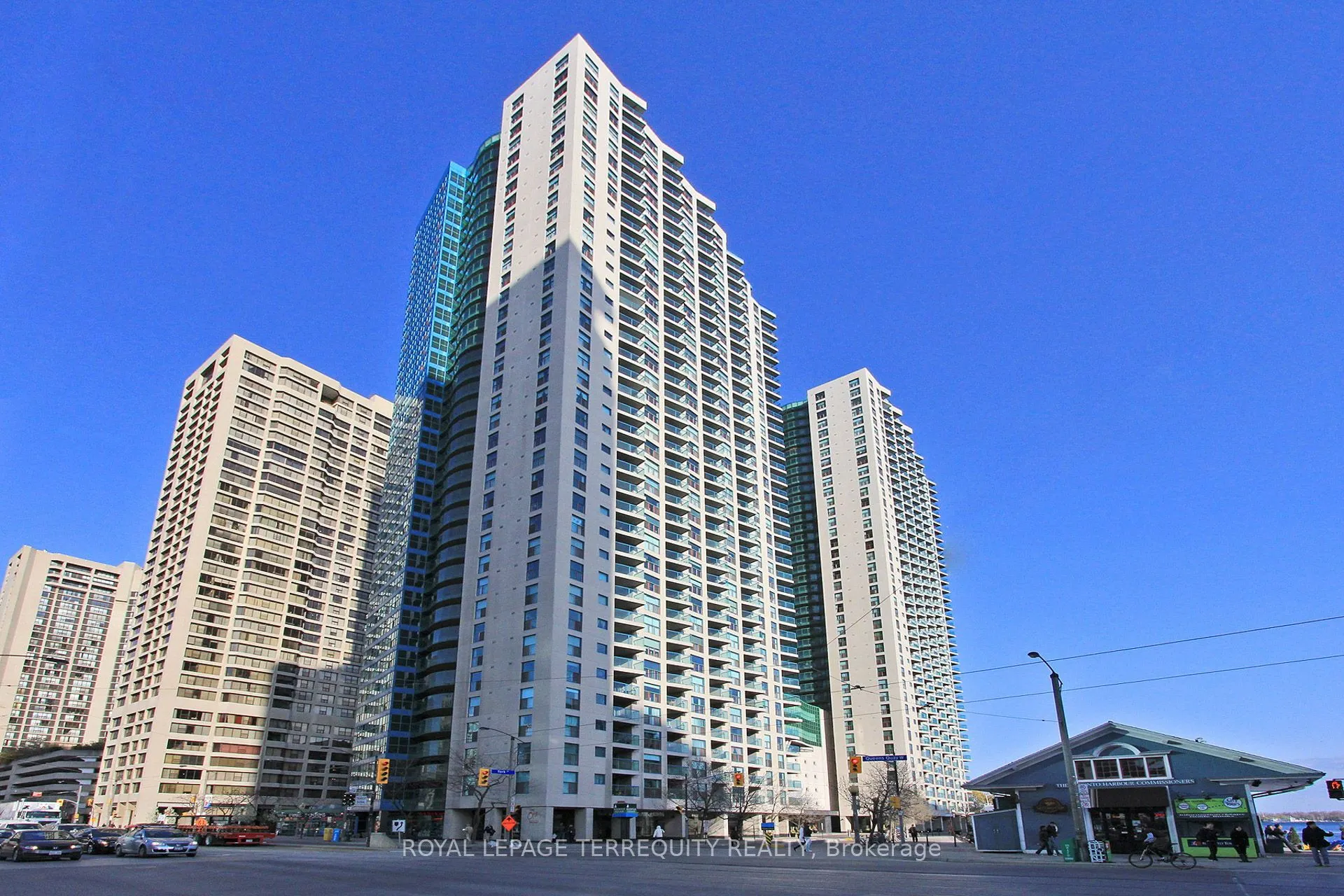 99 Harbour Square, #3803