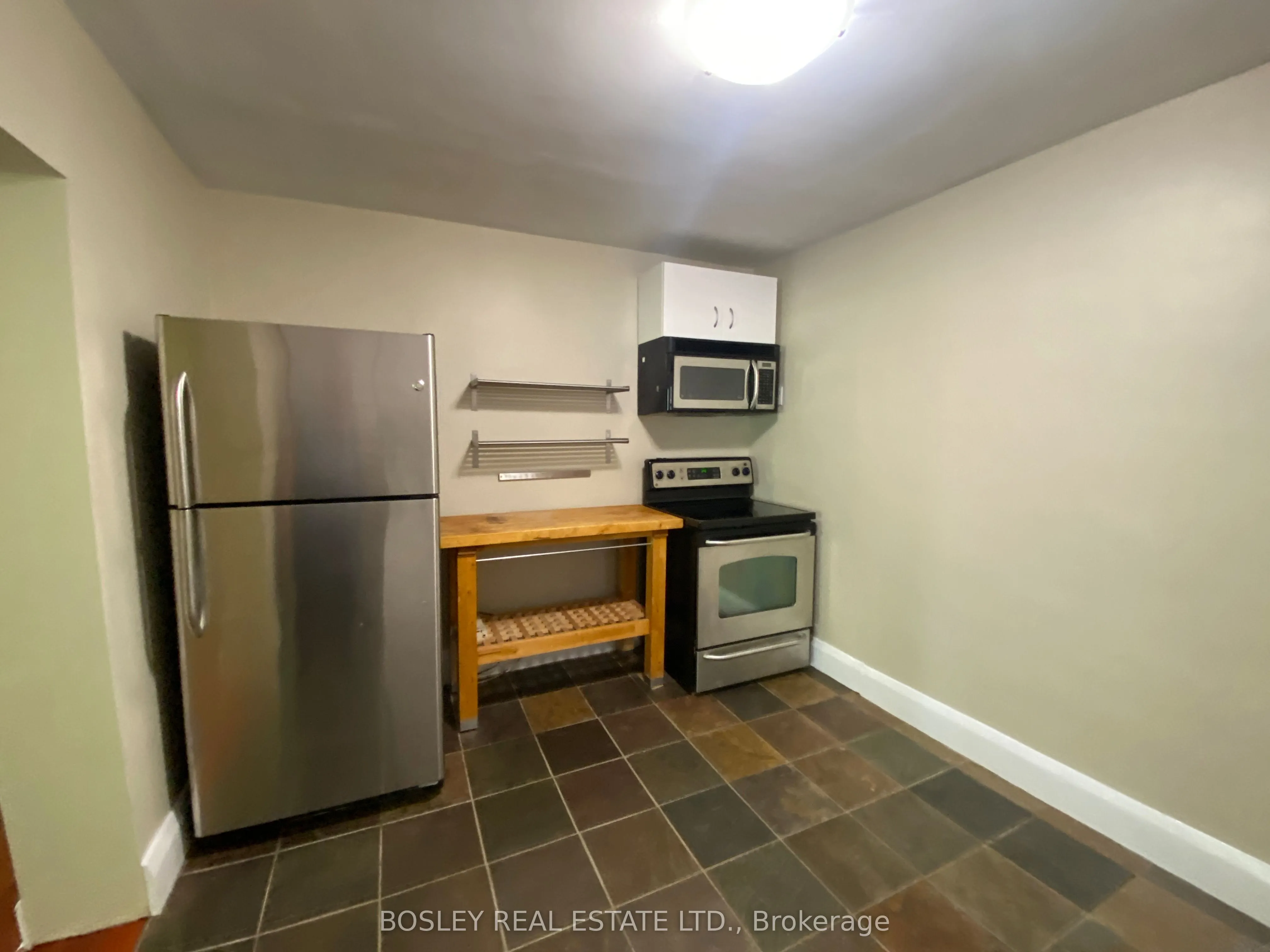 33 Lorindale Avenue, ##2 (UPPER)