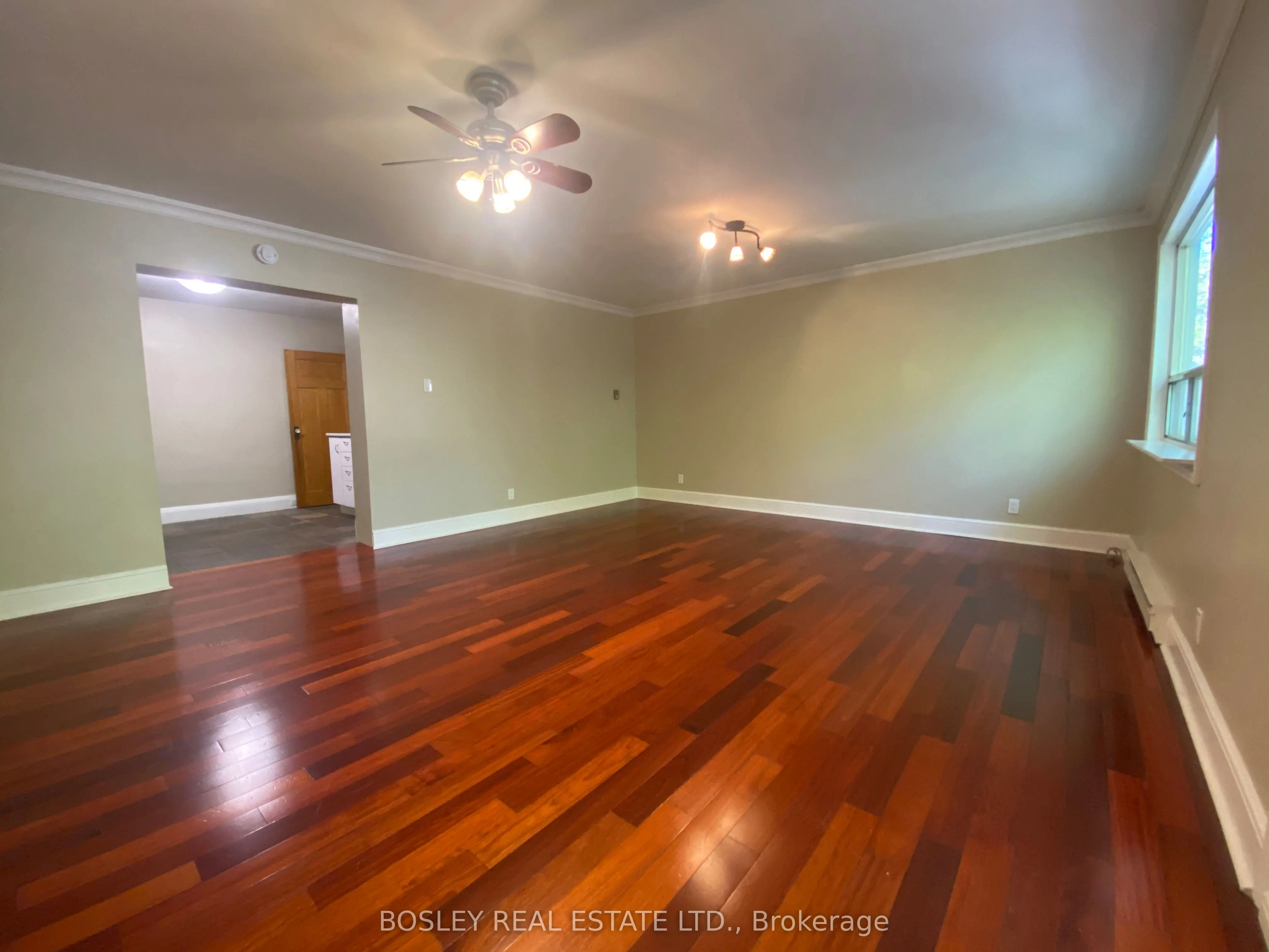 33 Lorindale Avenue, ##2 (UPPER)