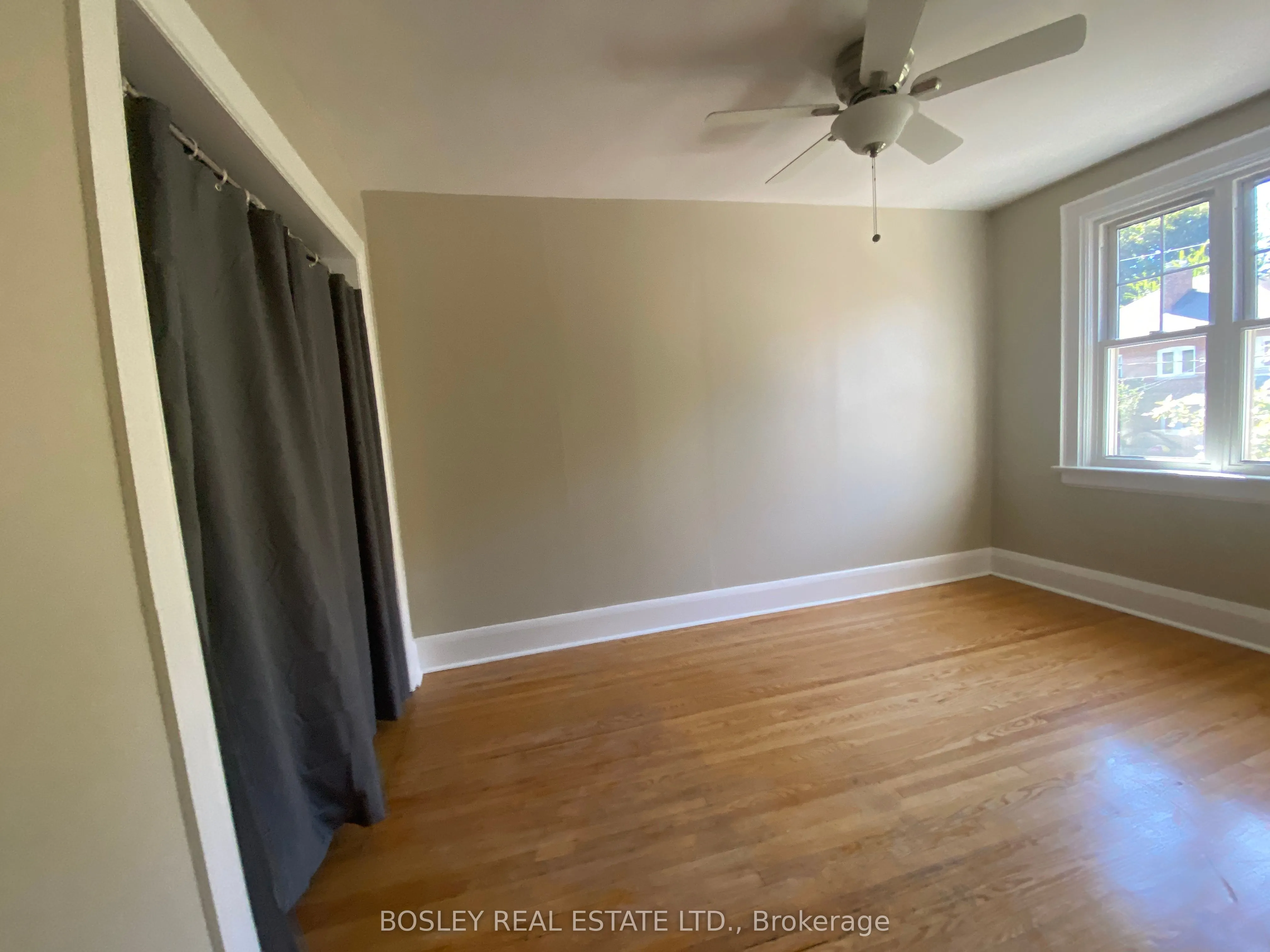 33 Lorindale Avenue, ##2 (UPPER)