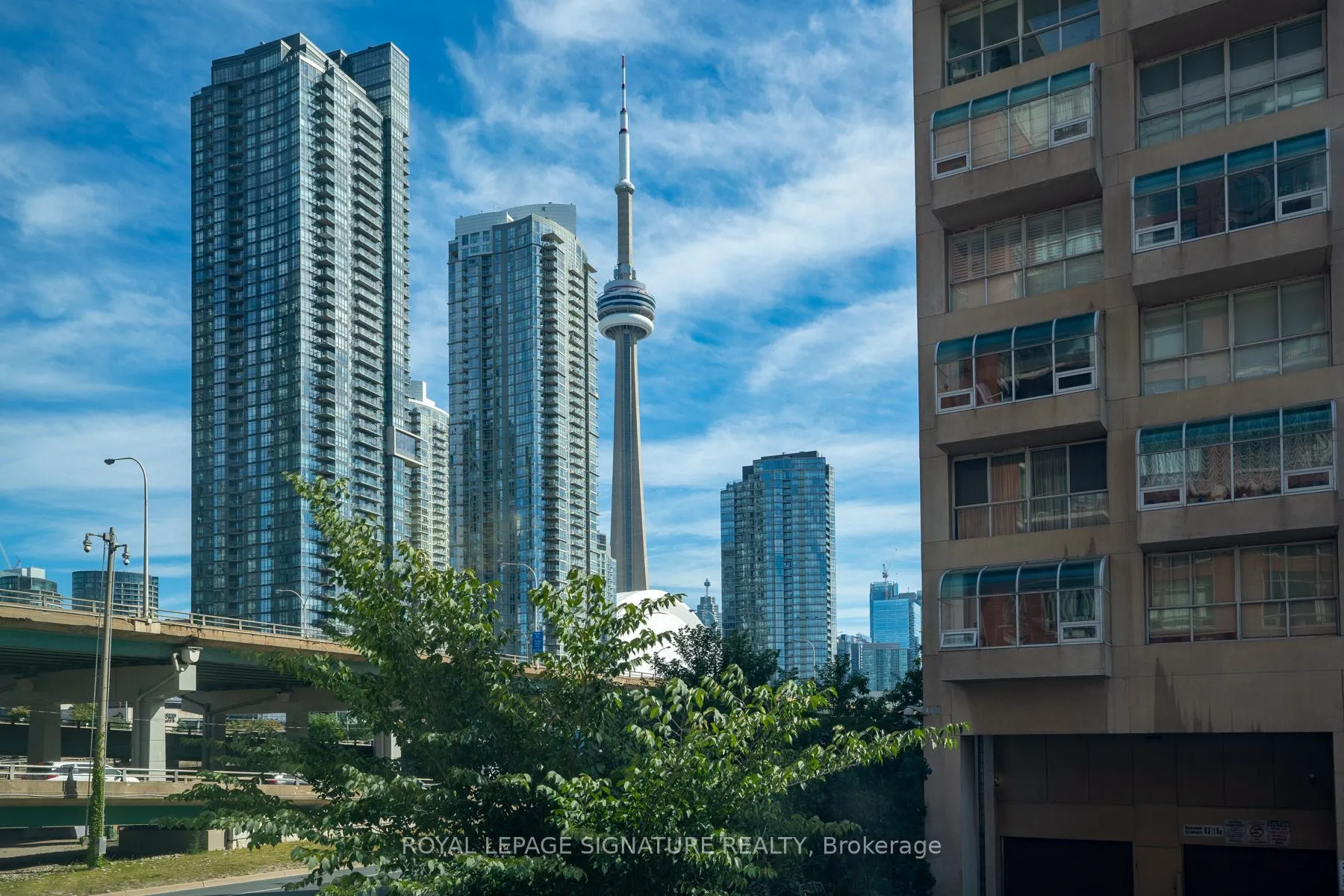 500 Queens Quay W, #208E