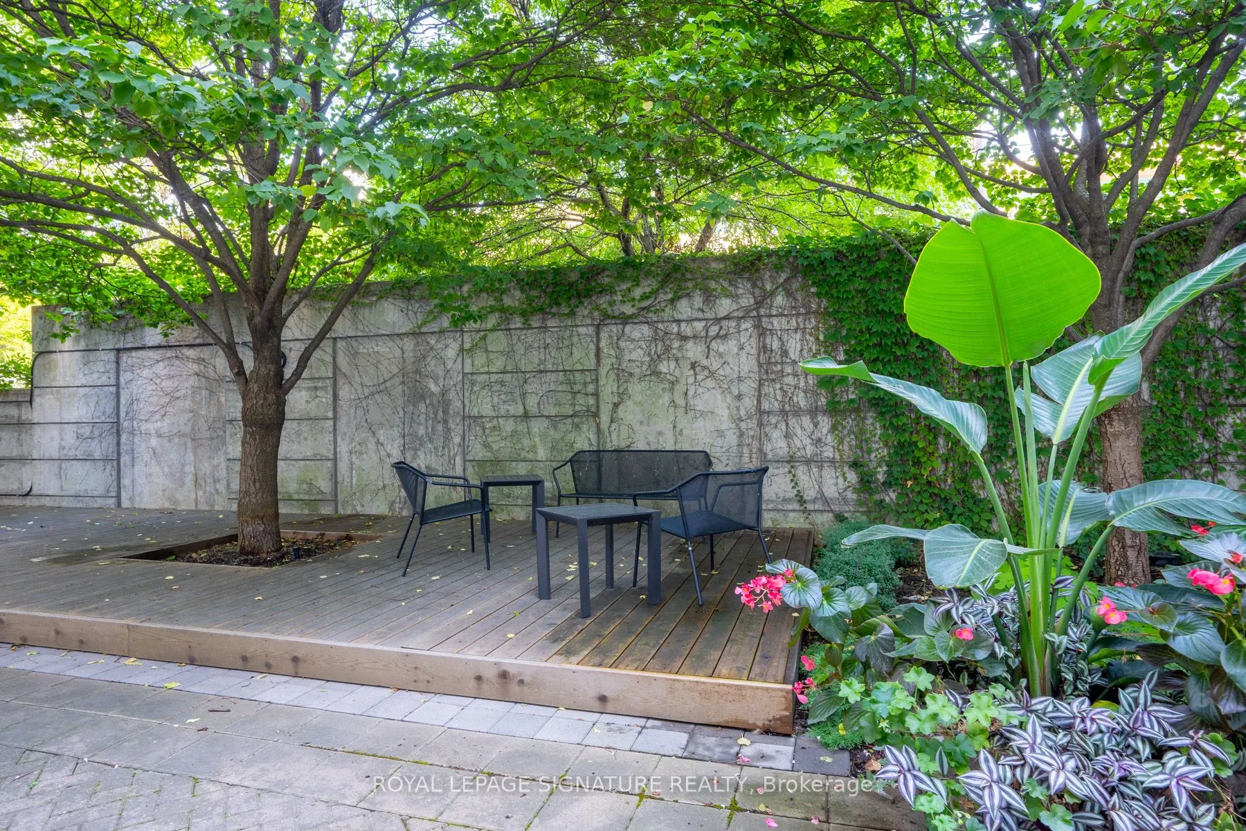 500 Queens Quay W, #208E