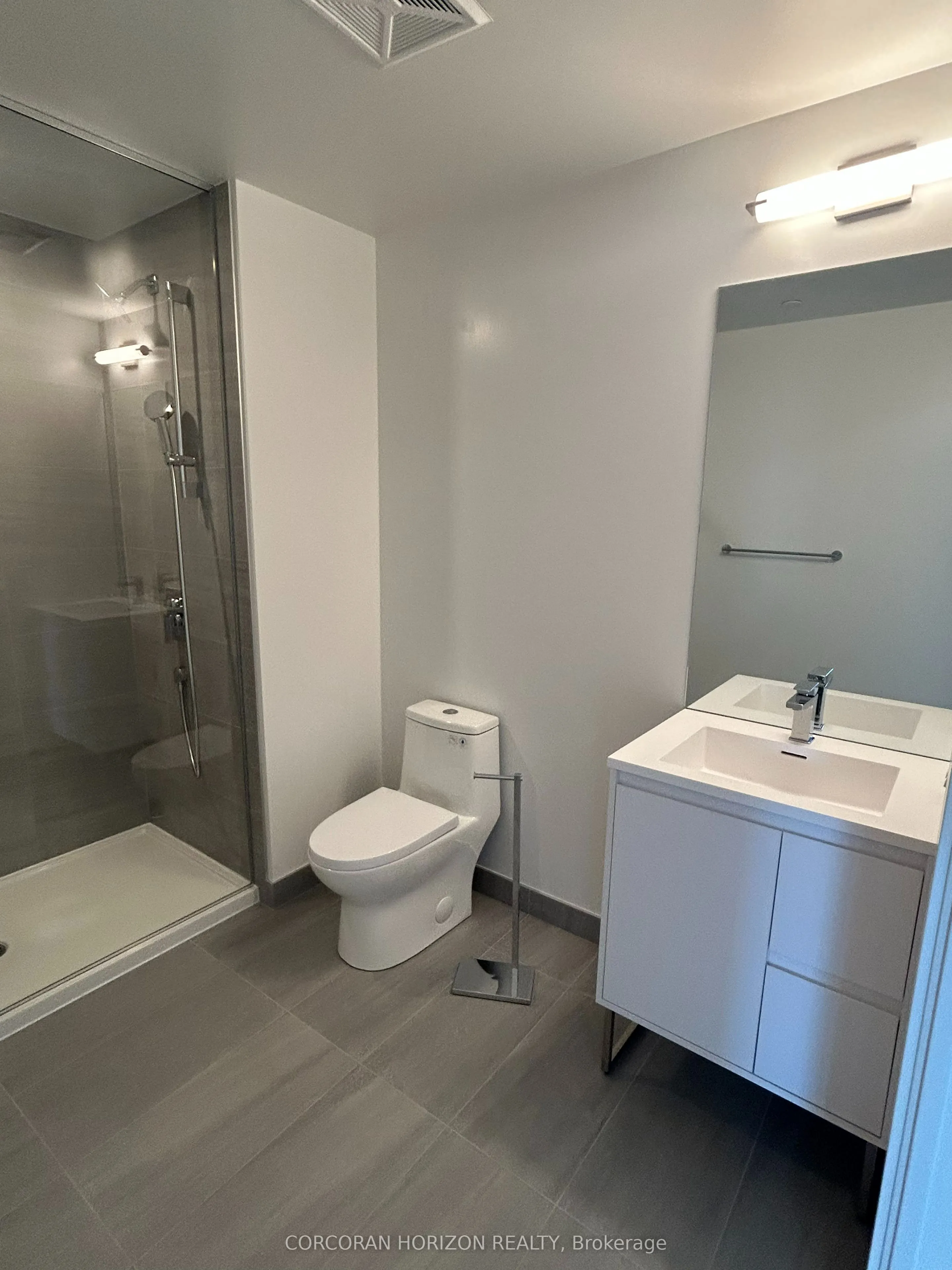 1 Kyle Lowry Road, #520