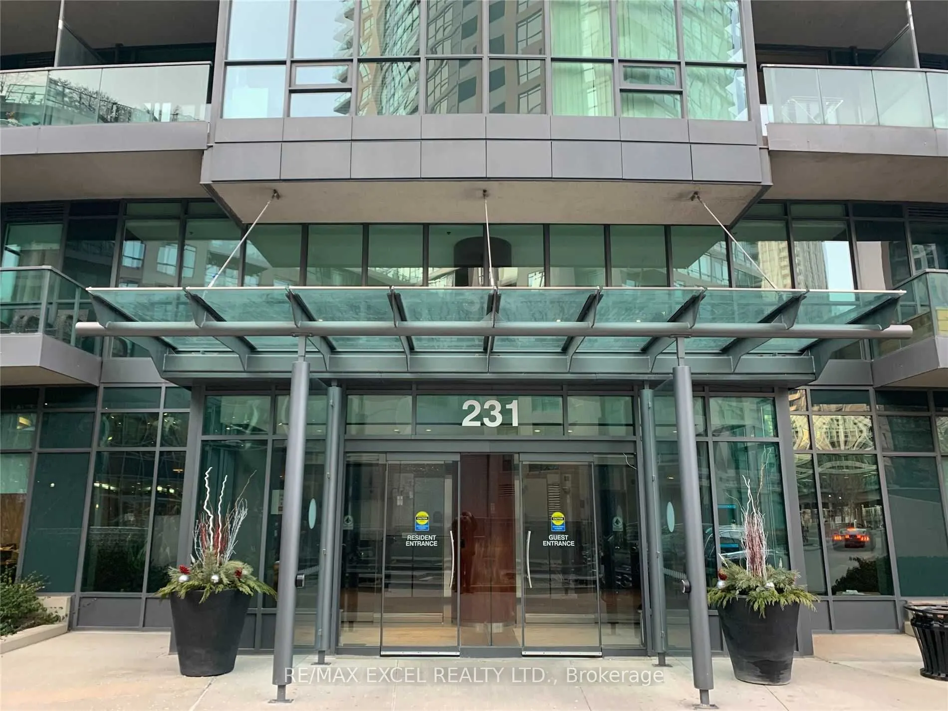 231 Fort York Boulevard, #1802