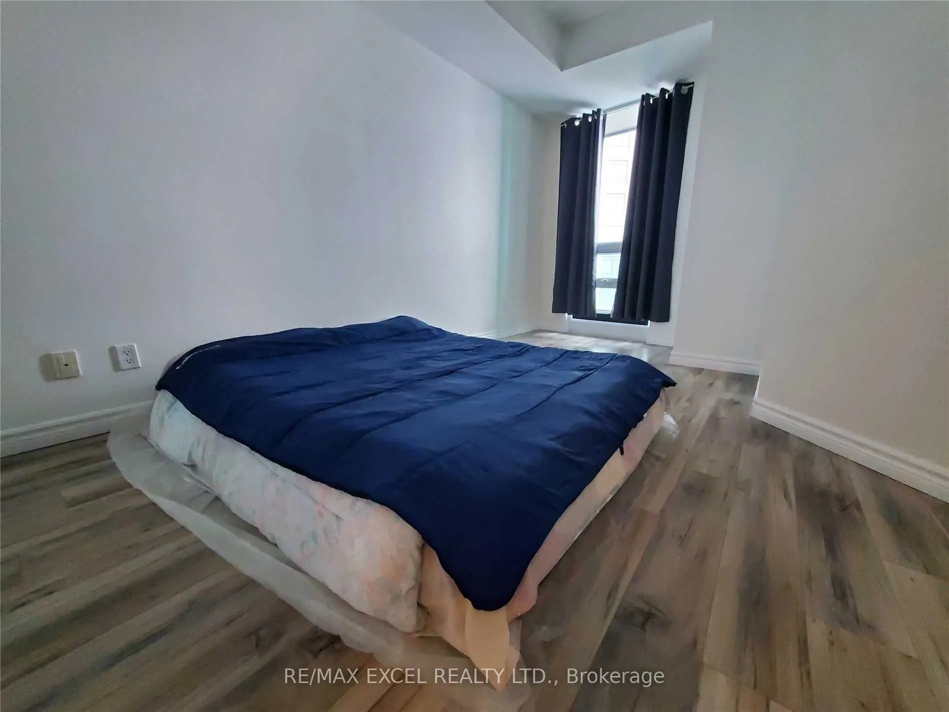231 Fort York Boulevard, #1802