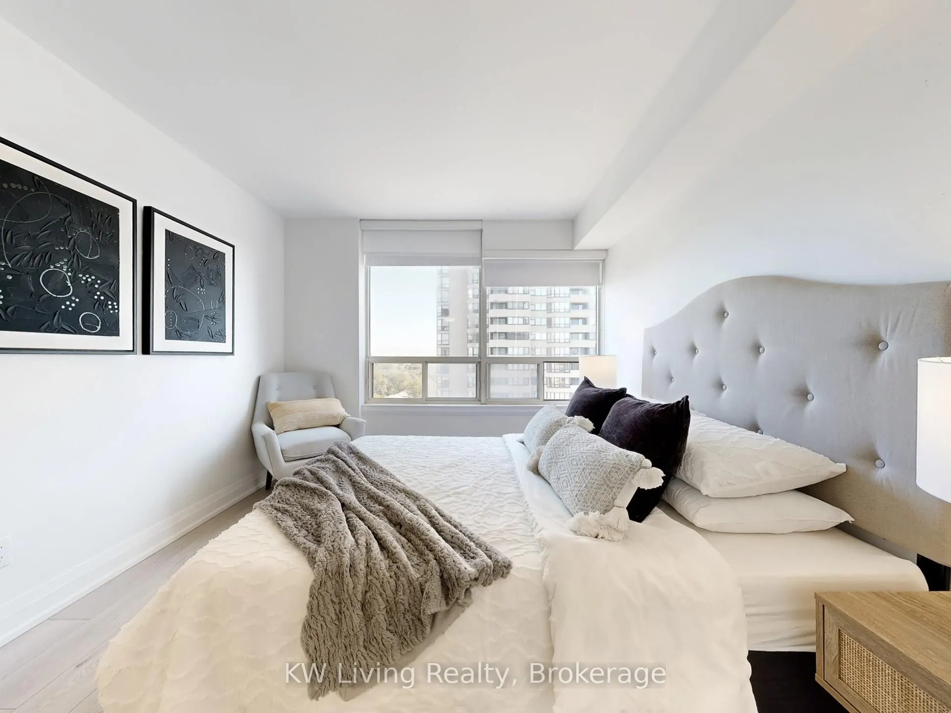 30 Greenfield Avenue, #1104