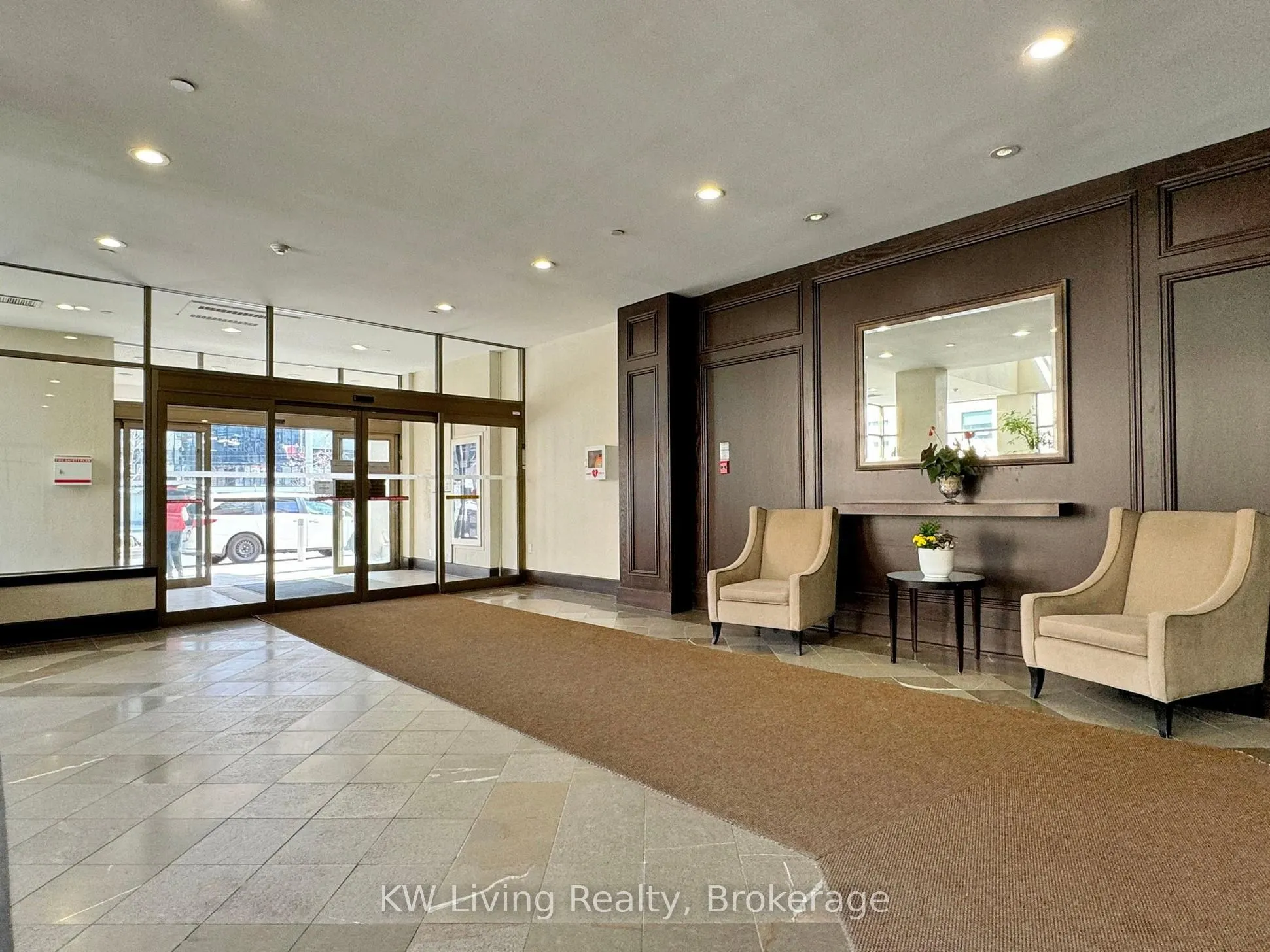 30 Greenfield Avenue, #1104