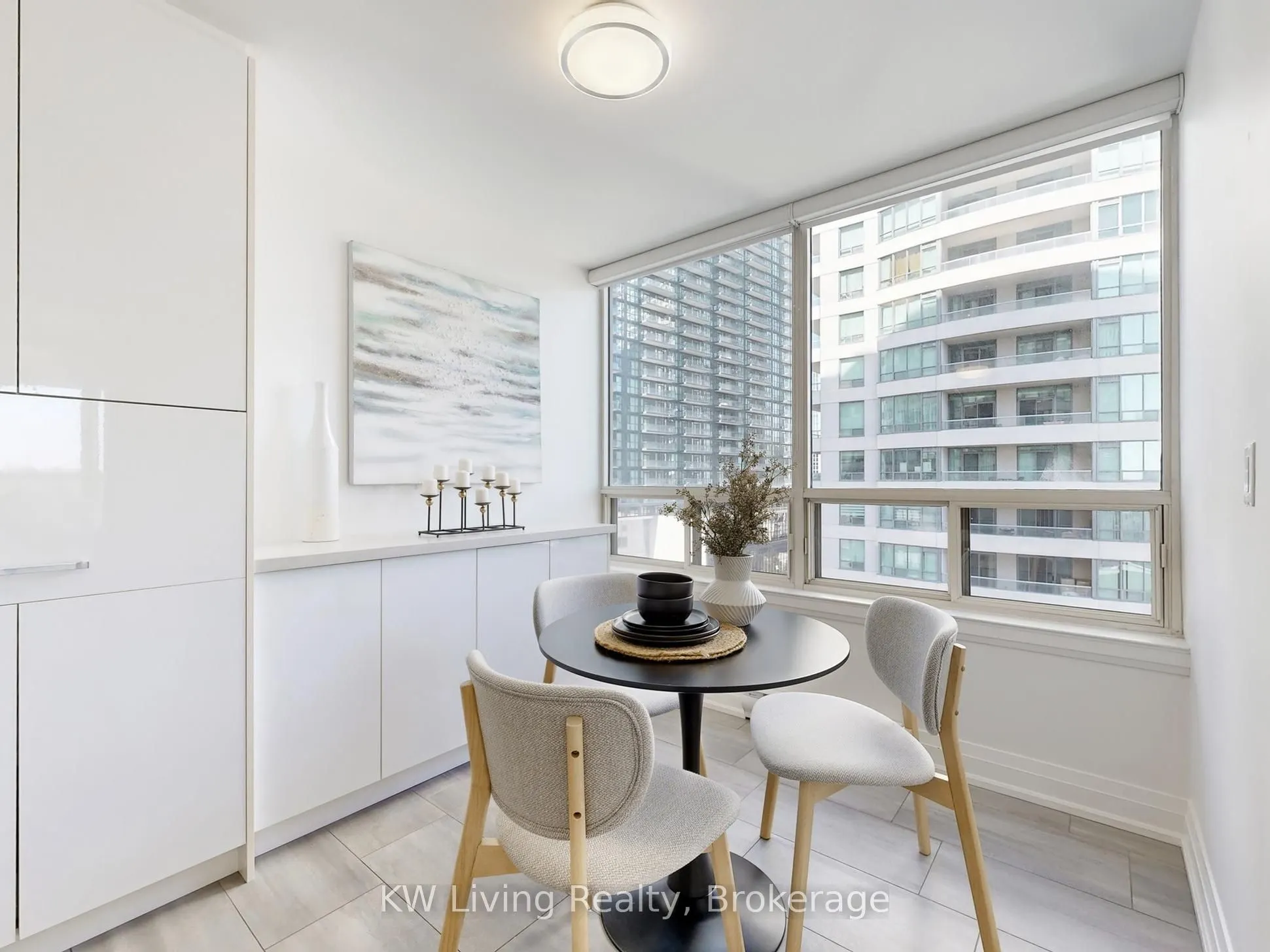 30 Greenfield Avenue, #1104