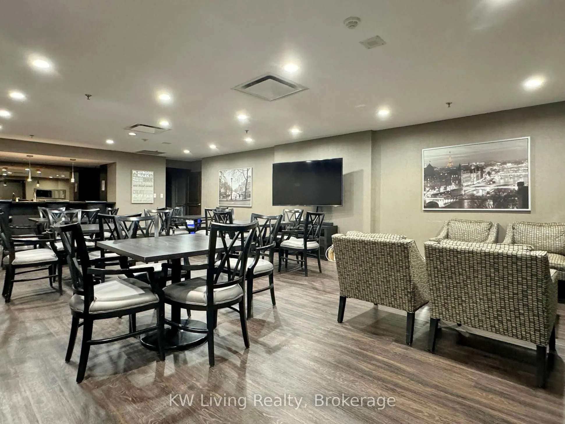 30 Greenfield Avenue, #1104