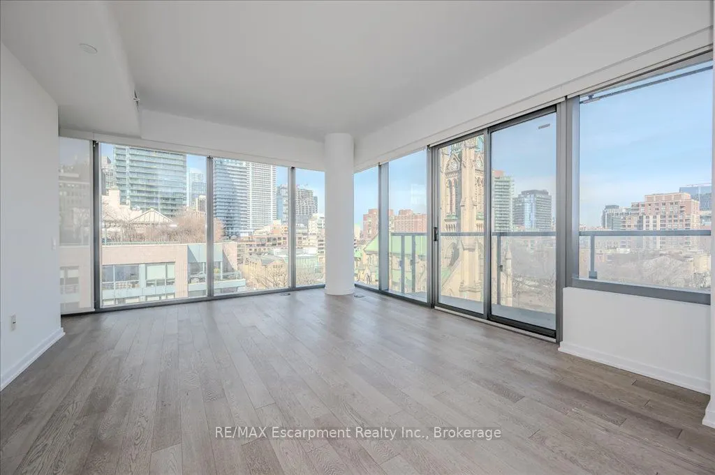 60 Colborne Street, #802