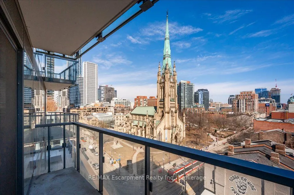60 Colborne Street, #802
