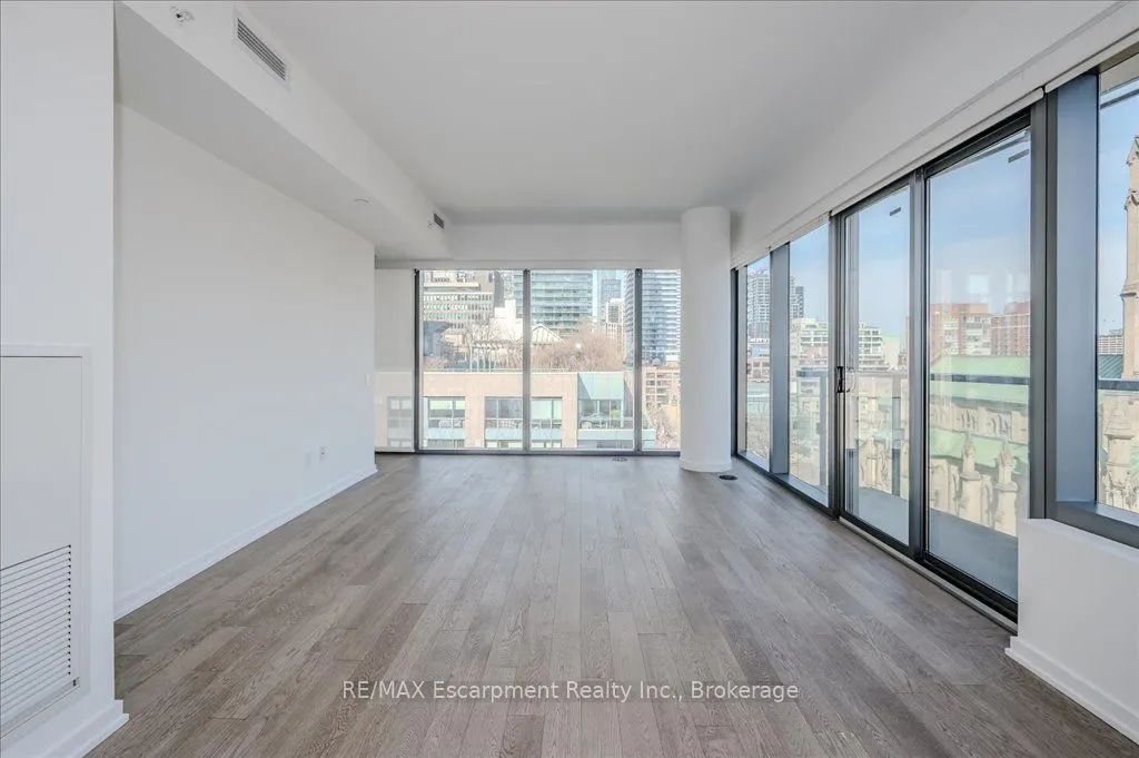 60 Colborne Street, #802