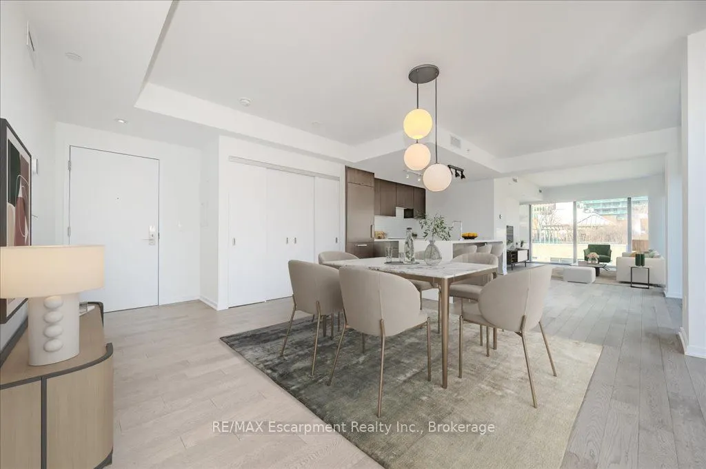 60 Colborne Street, #802