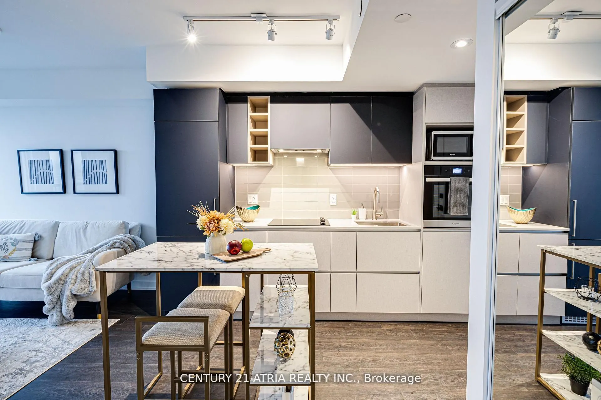 319 Jarvis Street, #5011