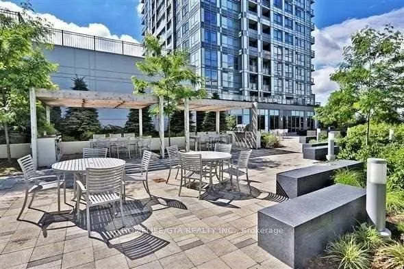 18 Graydon Hall Drive, #2306