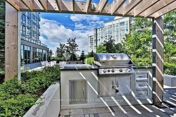 18 Graydon Hall Drive, #2306