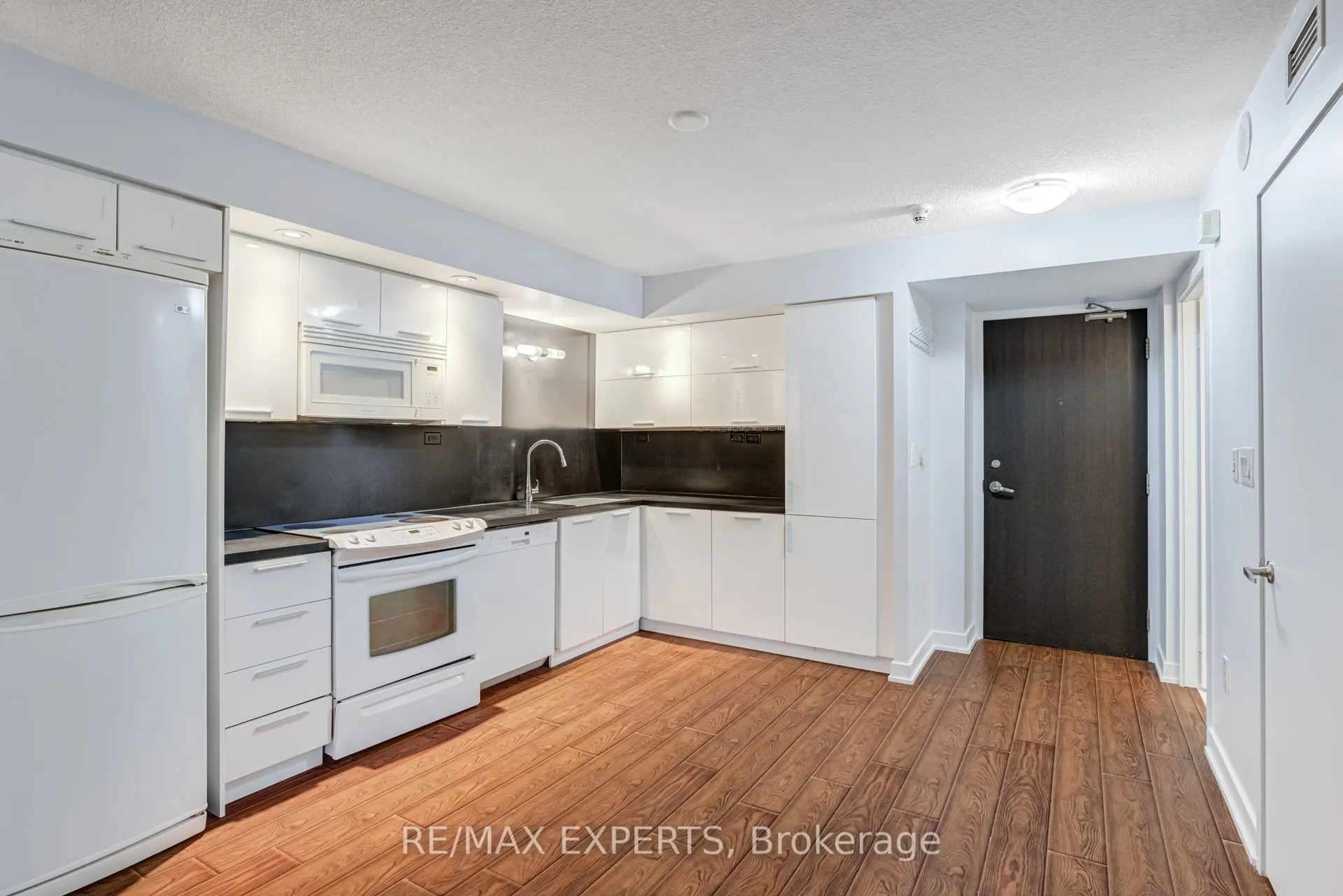 25 Capreol Court, #506