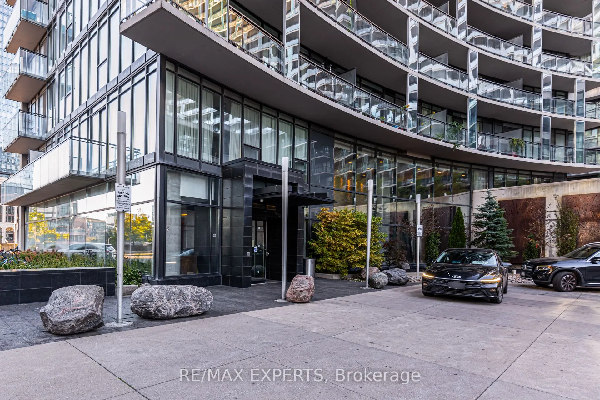25 Capreol Court, #506