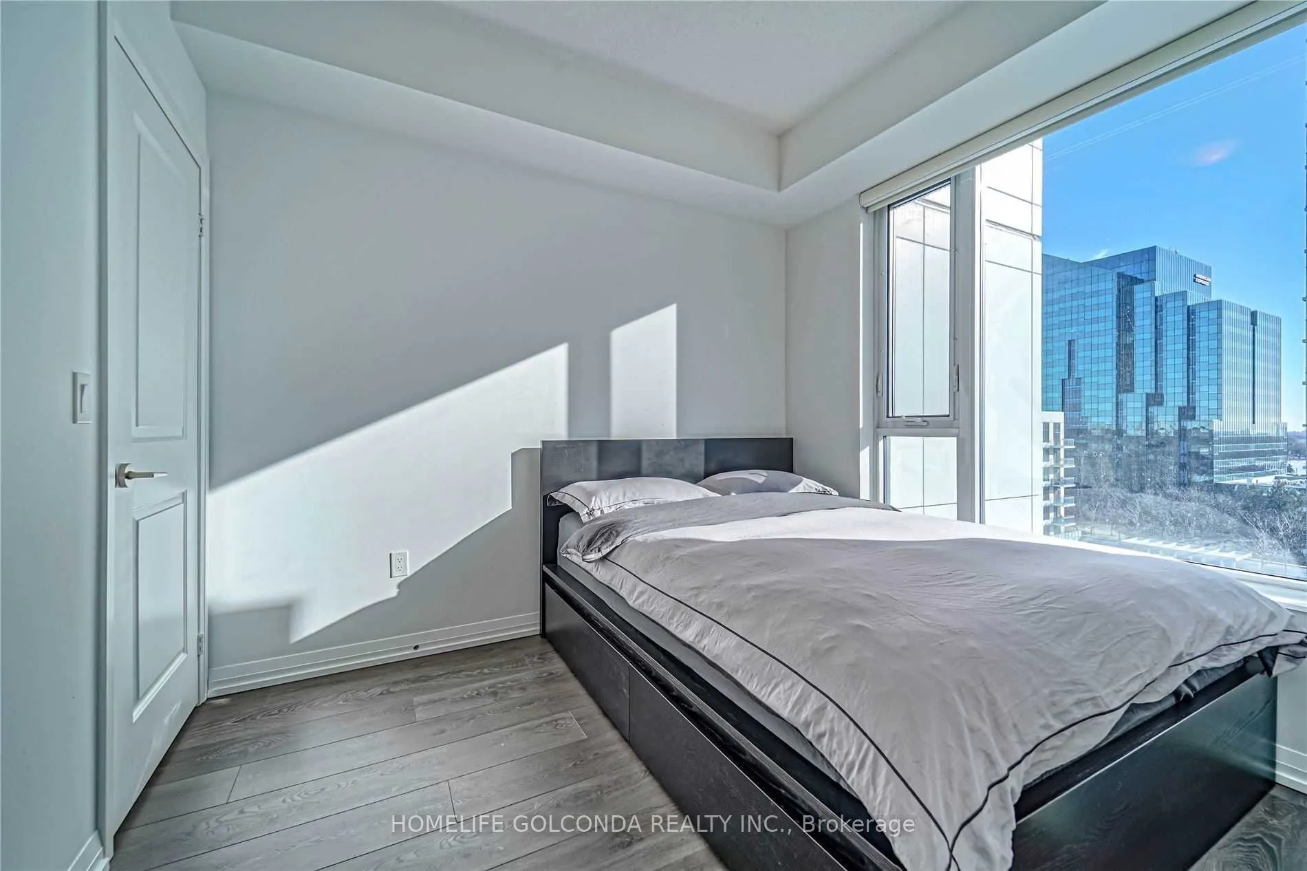 50 Ann O' Reilly Road, #806