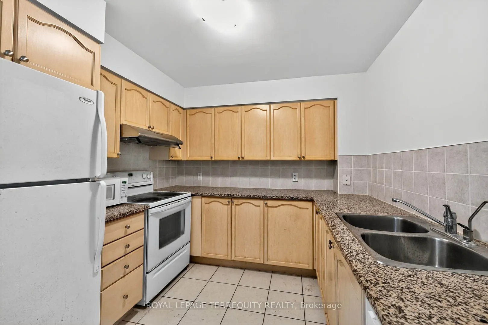 23 Hollywood Avenue, #2610