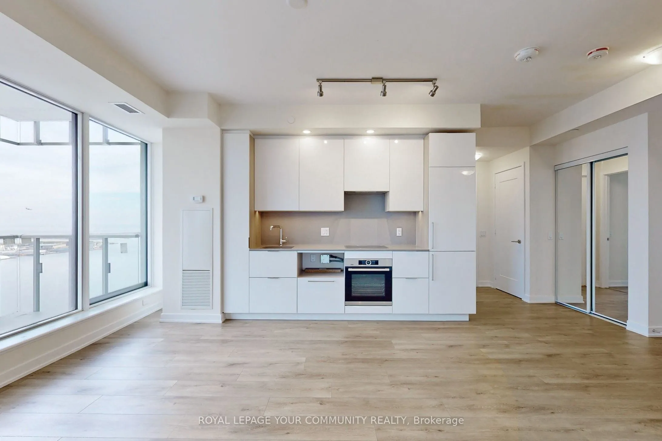 28 Freeland Street, #4408