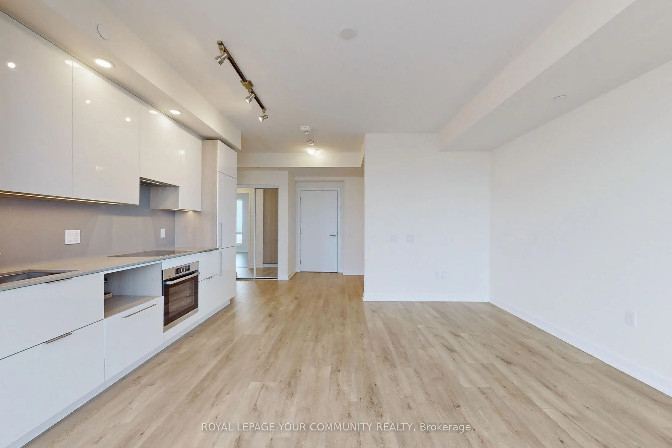 28 Freeland Street, #4408