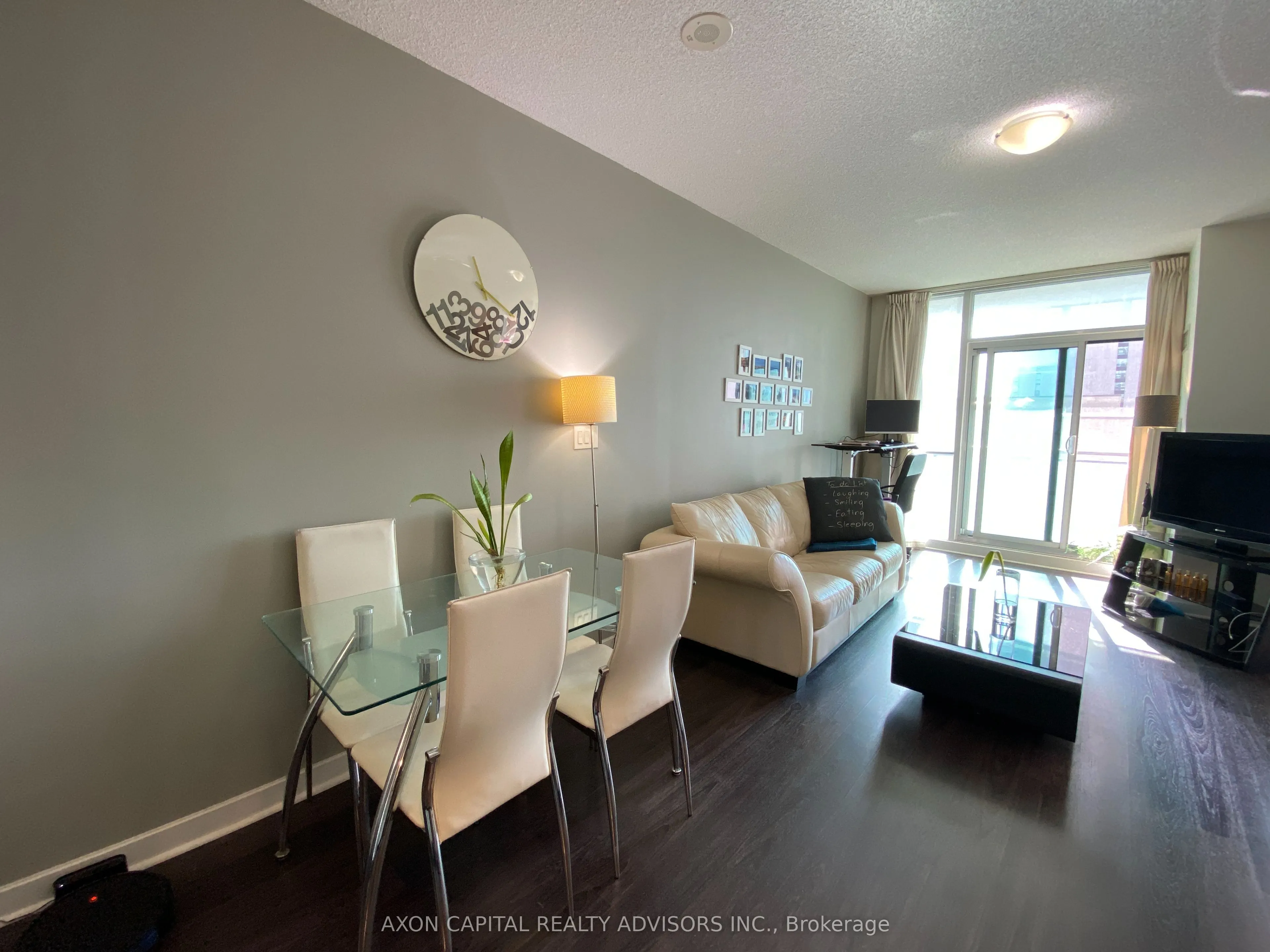 33 Bay Street, #511