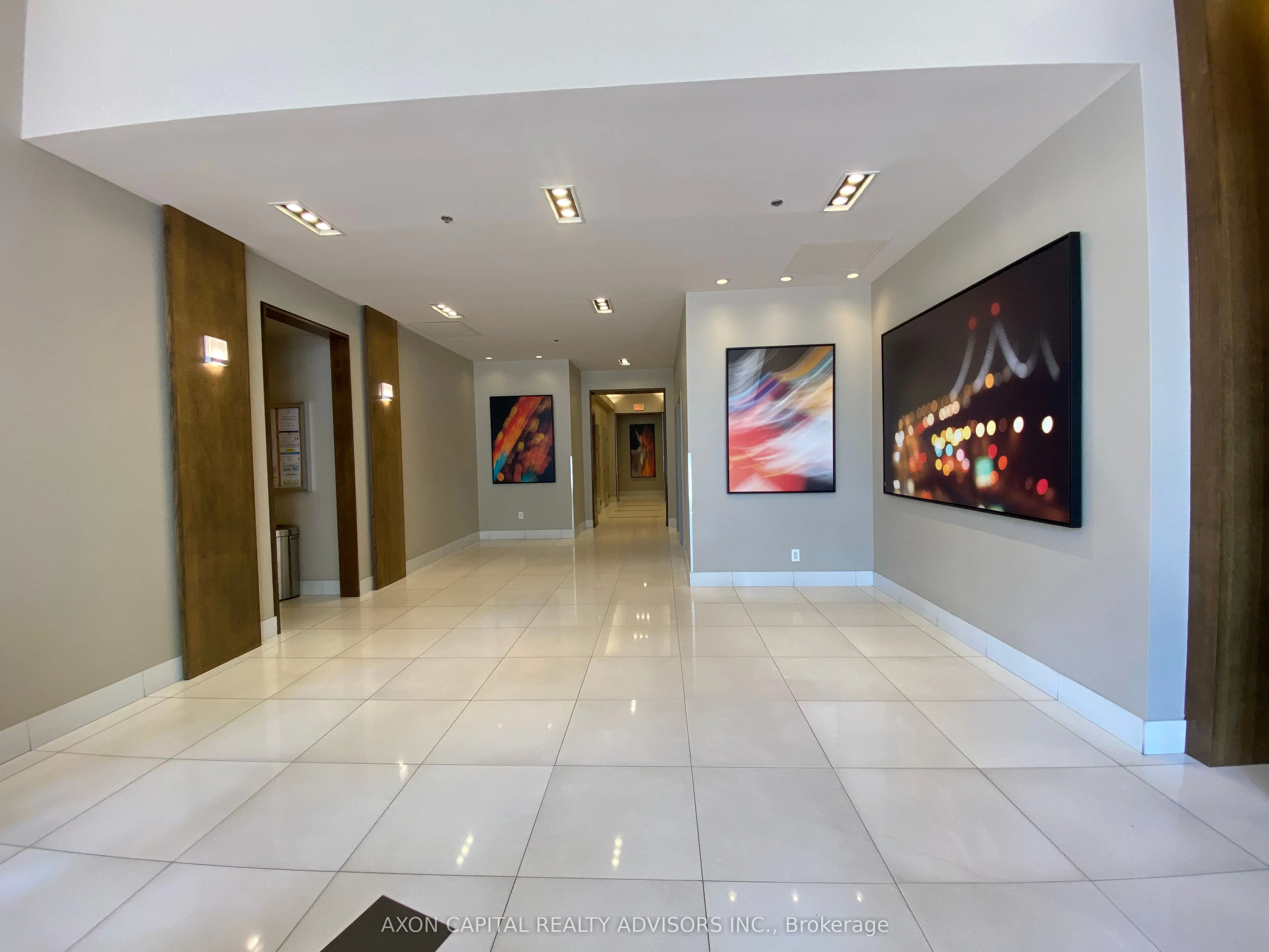 33 Bay Street, #511