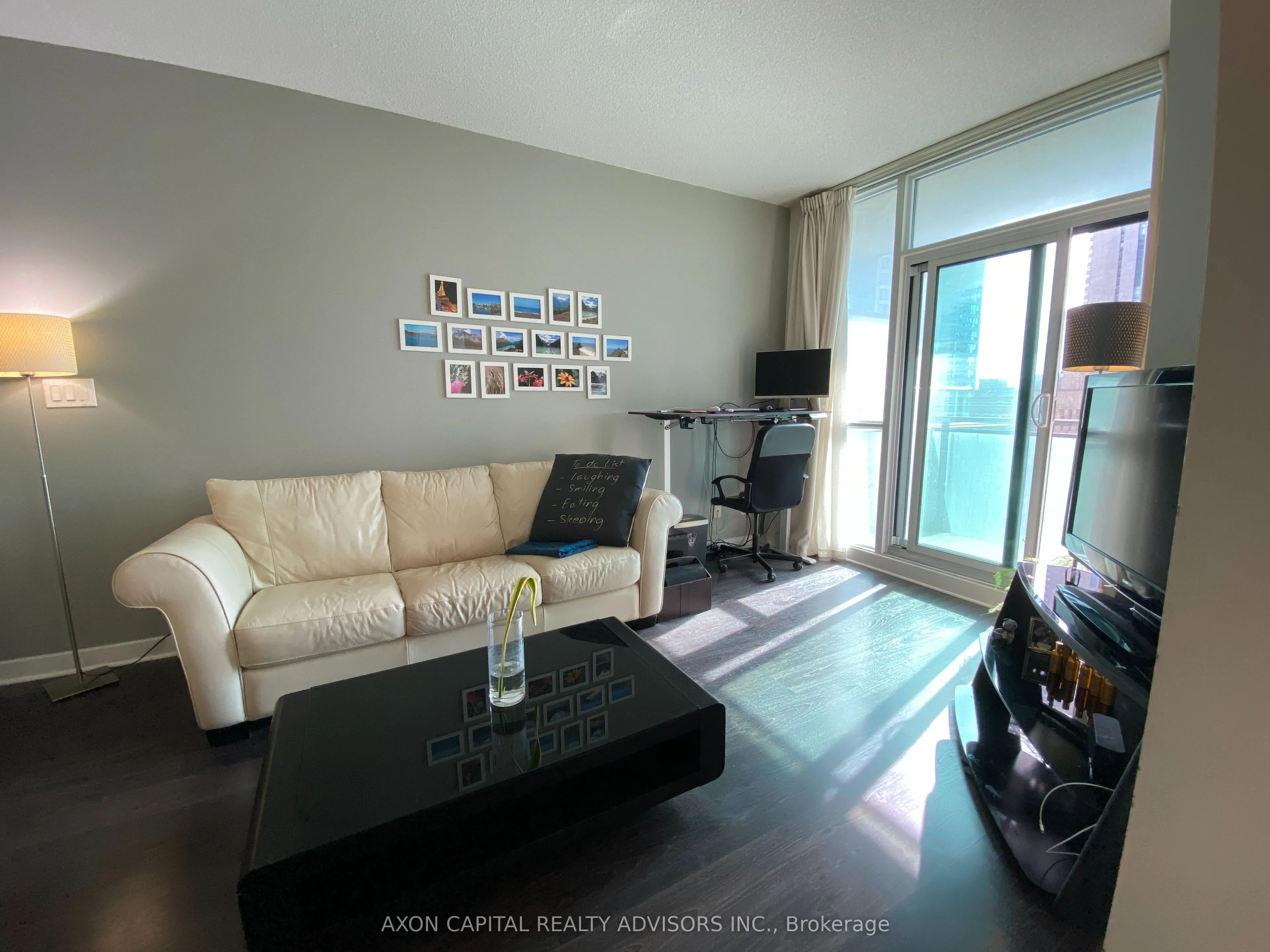 33 Bay Street, #511