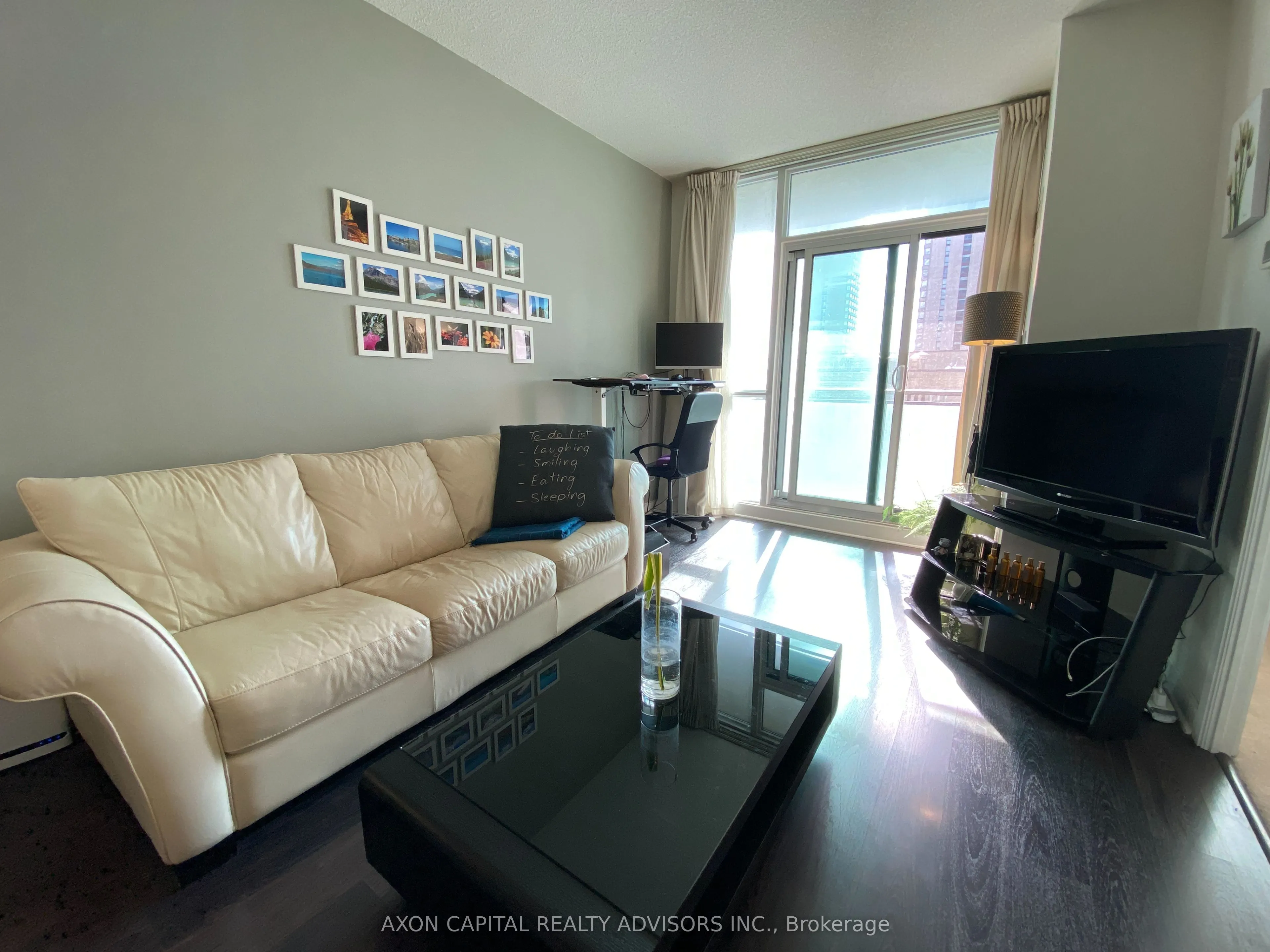 33 Bay Street, #511