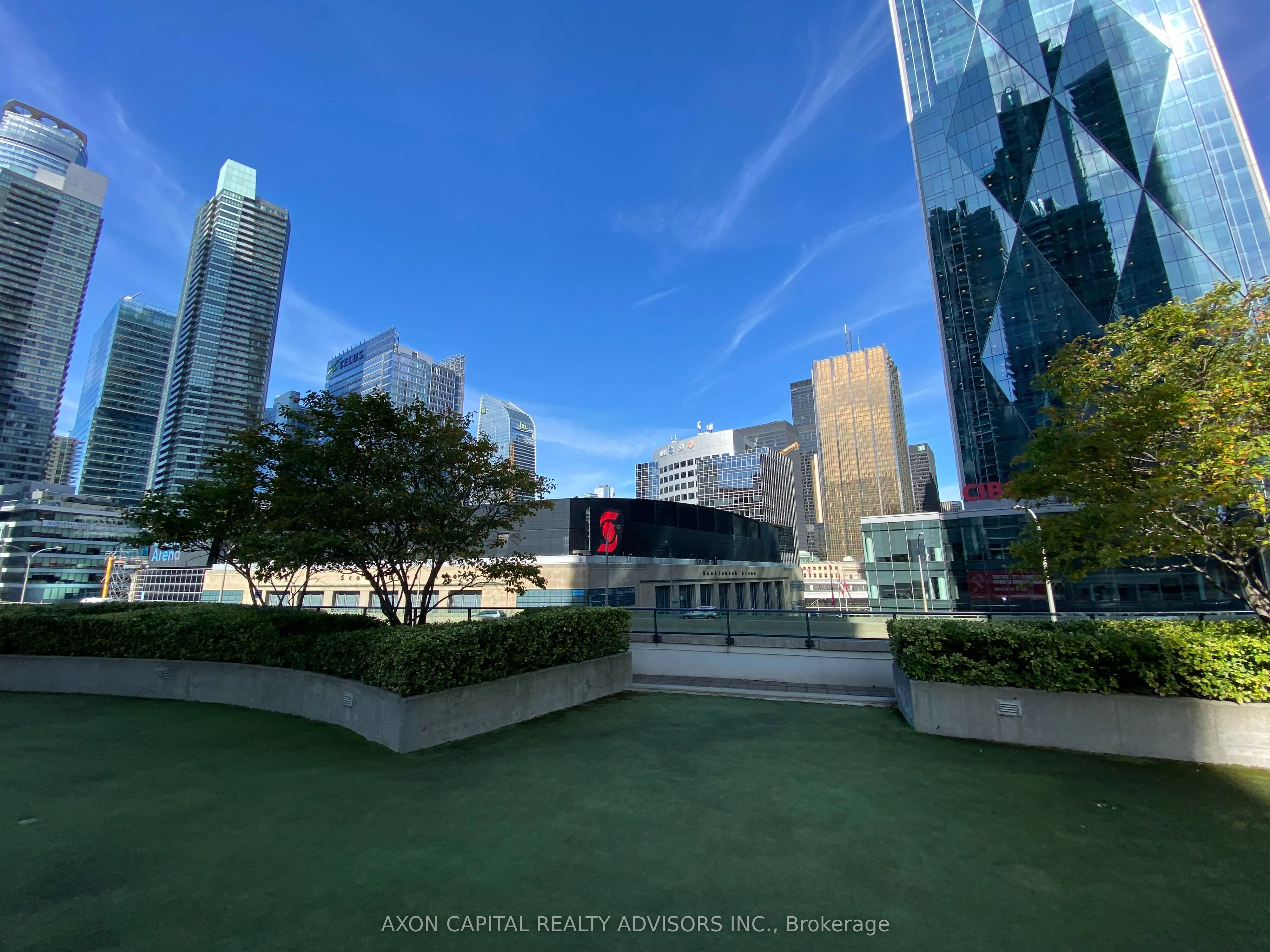33 Bay Street, #511
