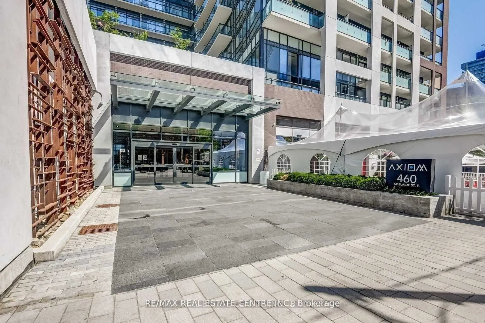 460 Adelaide Street E, #929