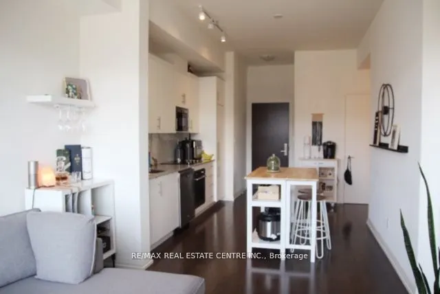 460 Adelaide Street E, #929