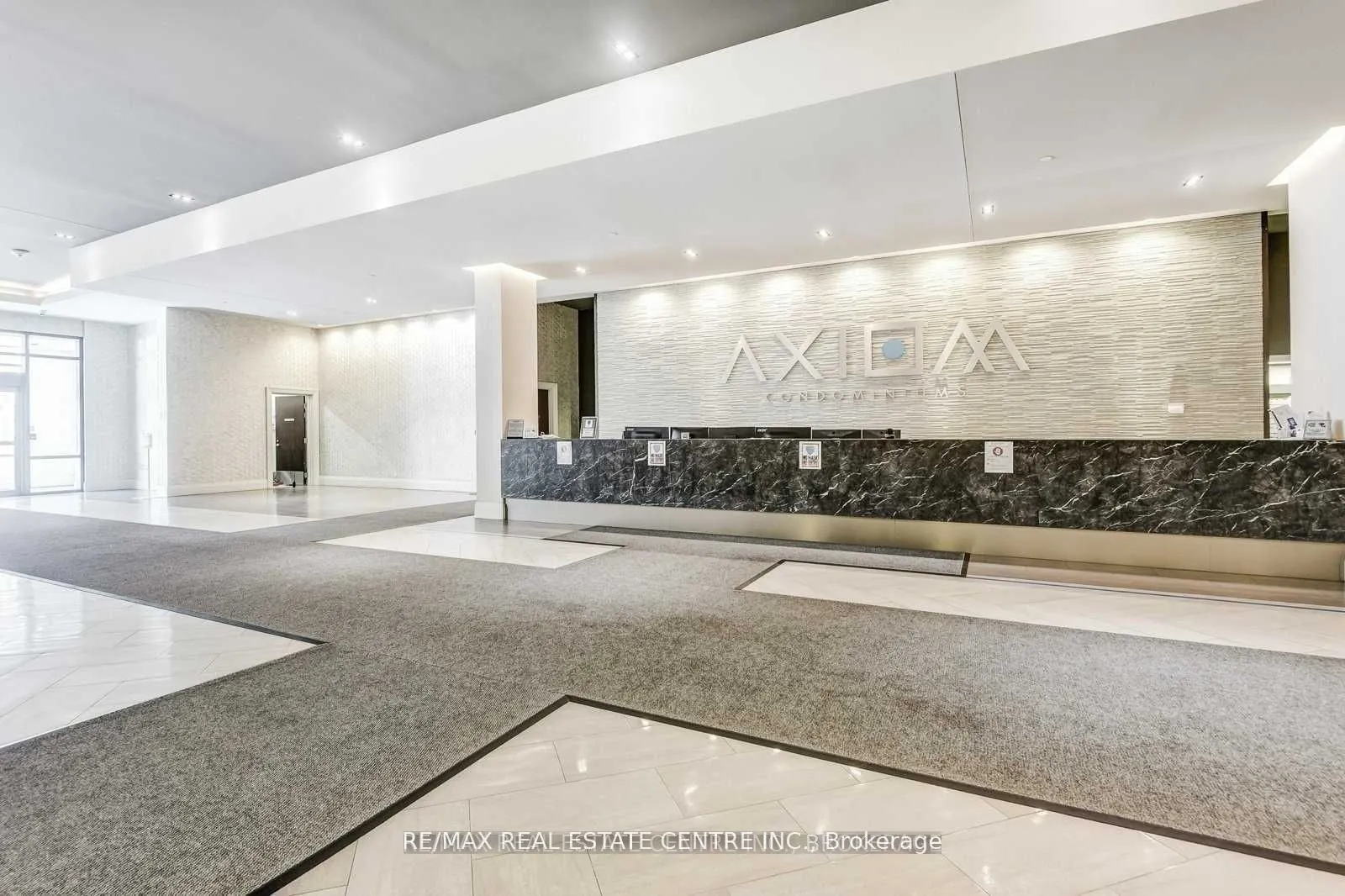 460 Adelaide Street E, #929