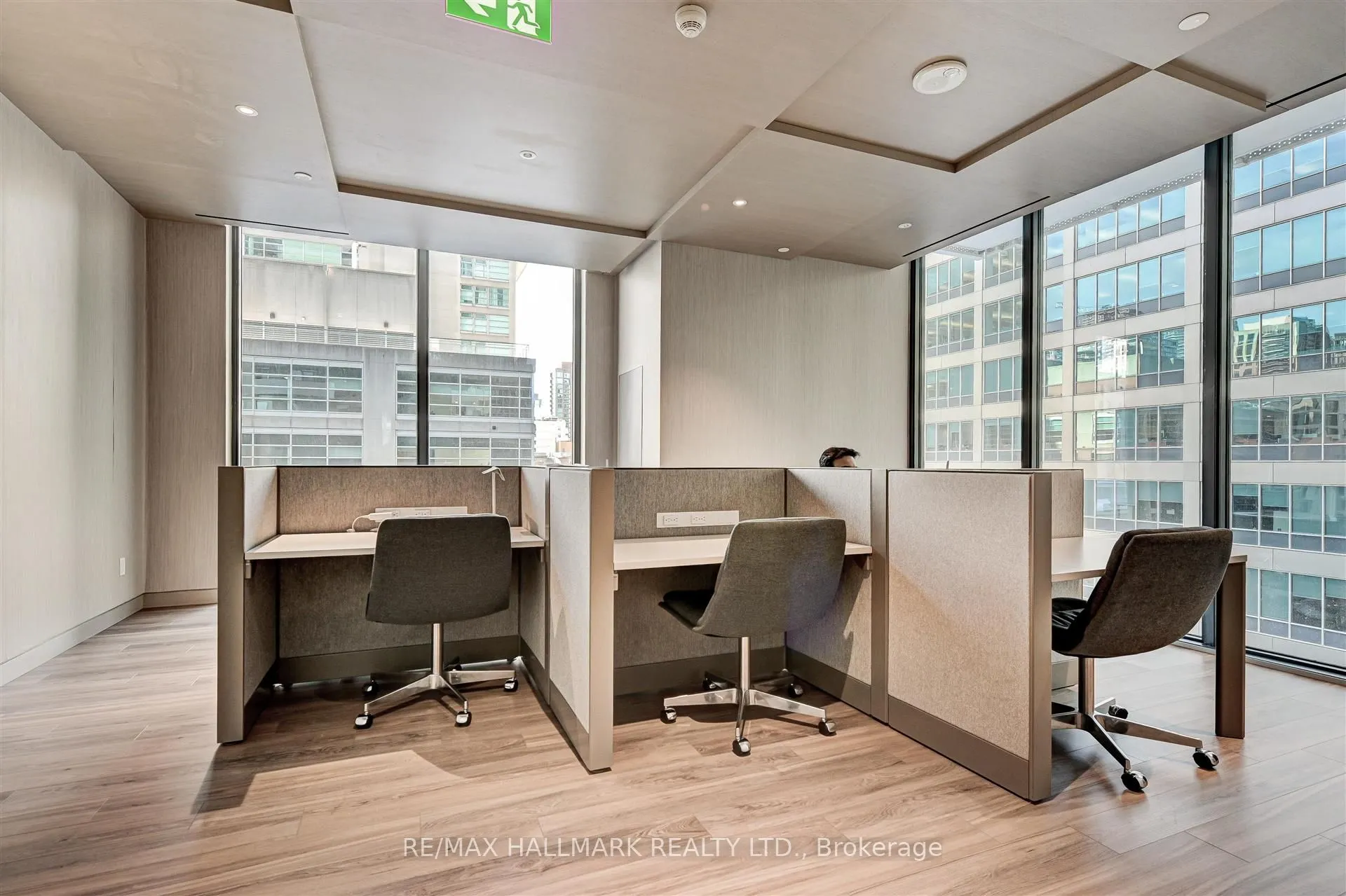 25 Richmond Street E, #2406