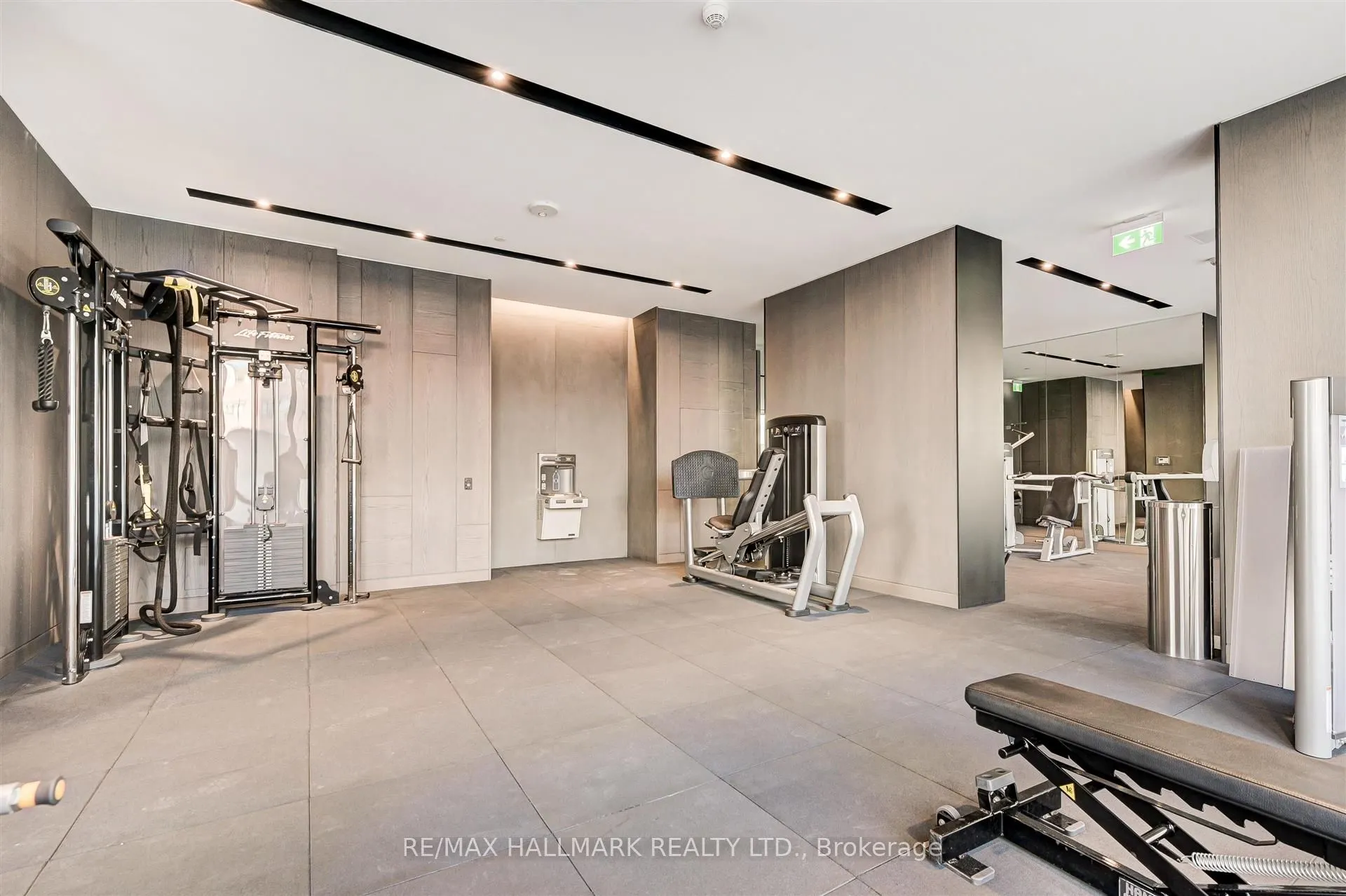 25 Richmond Street E, #2406