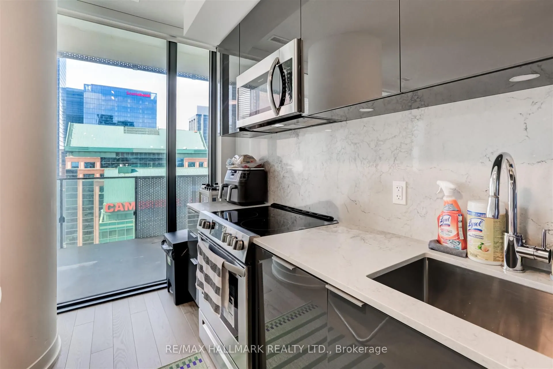 25 Richmond Street E, #2406